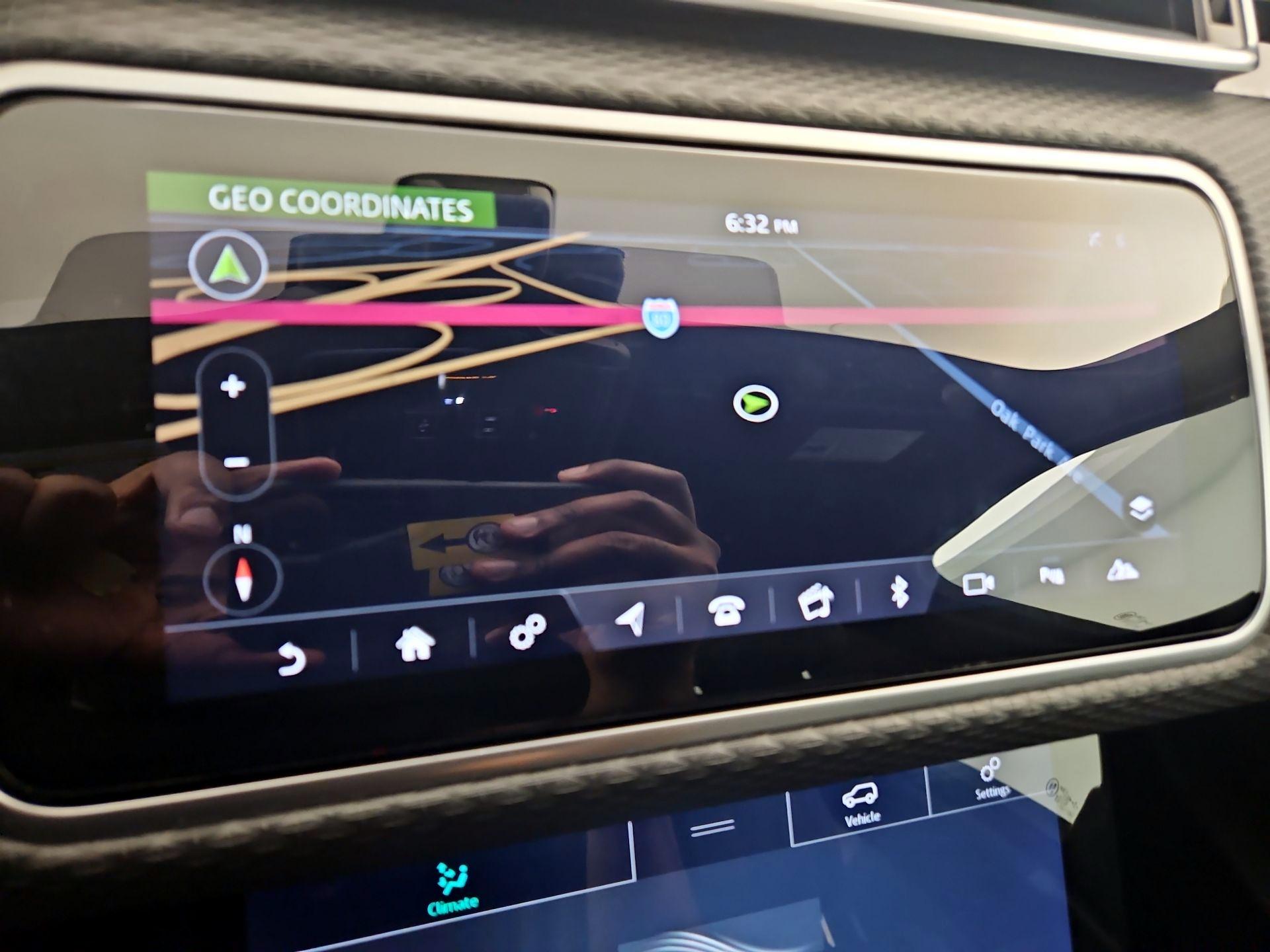 Thumbnail: 2019 Land Rover Range Rover Velar - 14