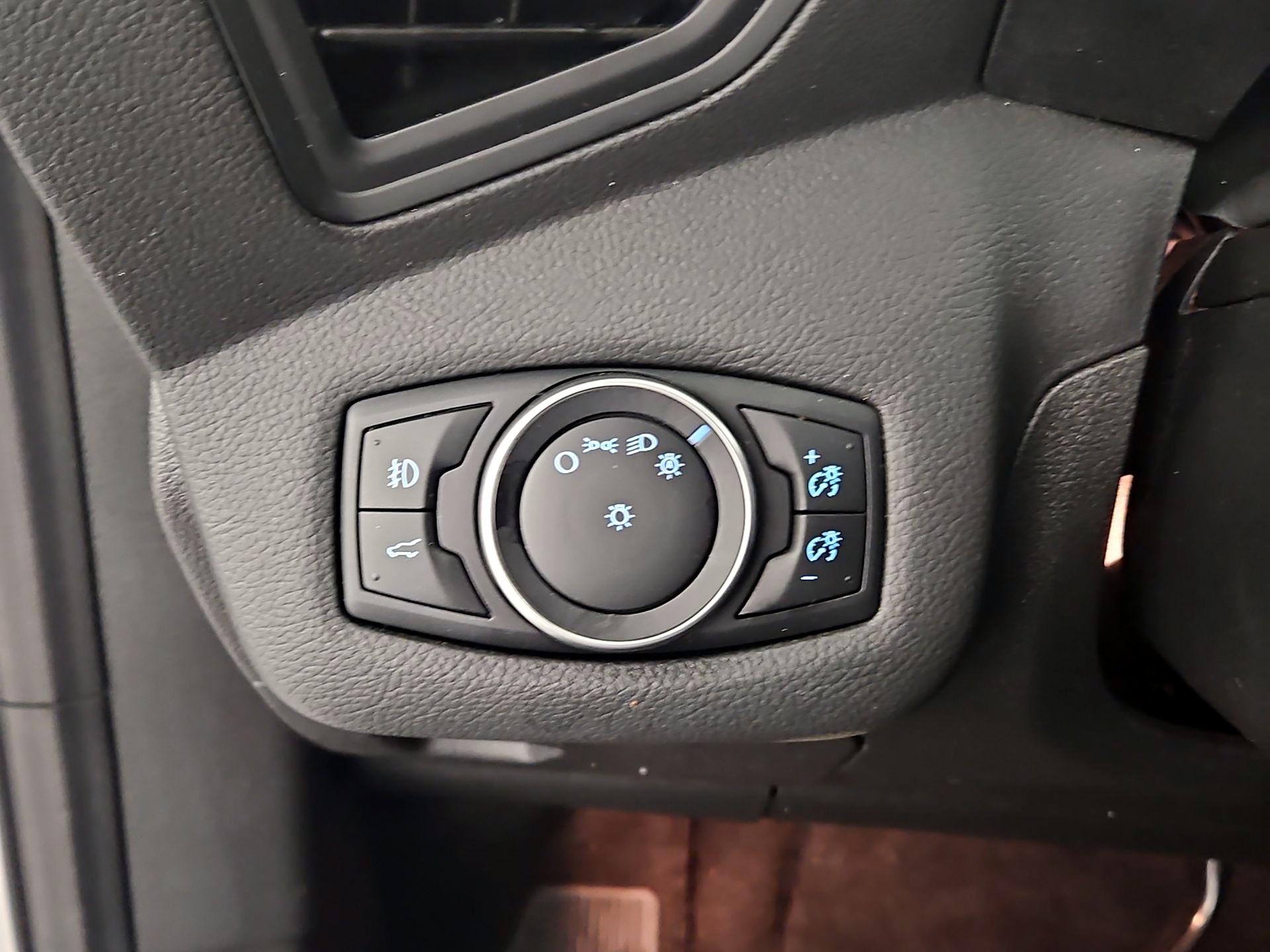 Thumbnail: 2017 Ford Escape - 13