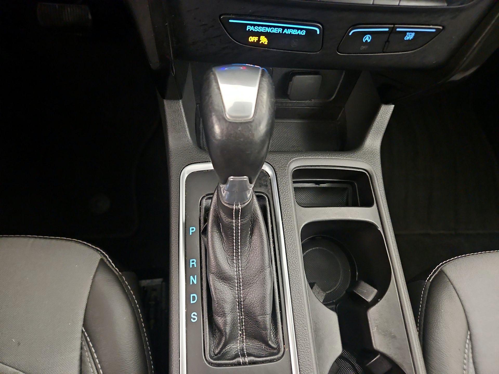Thumbnail: 2017 Ford Escape - 17