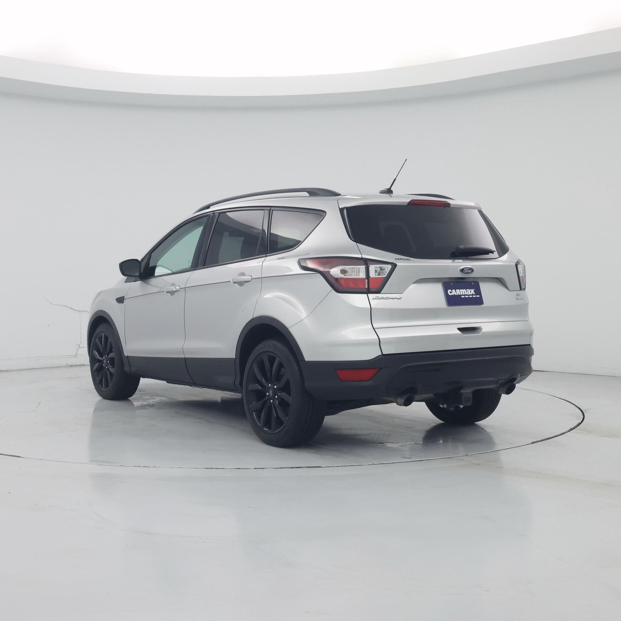 Thumbnail: 2017 Ford Escape - 2