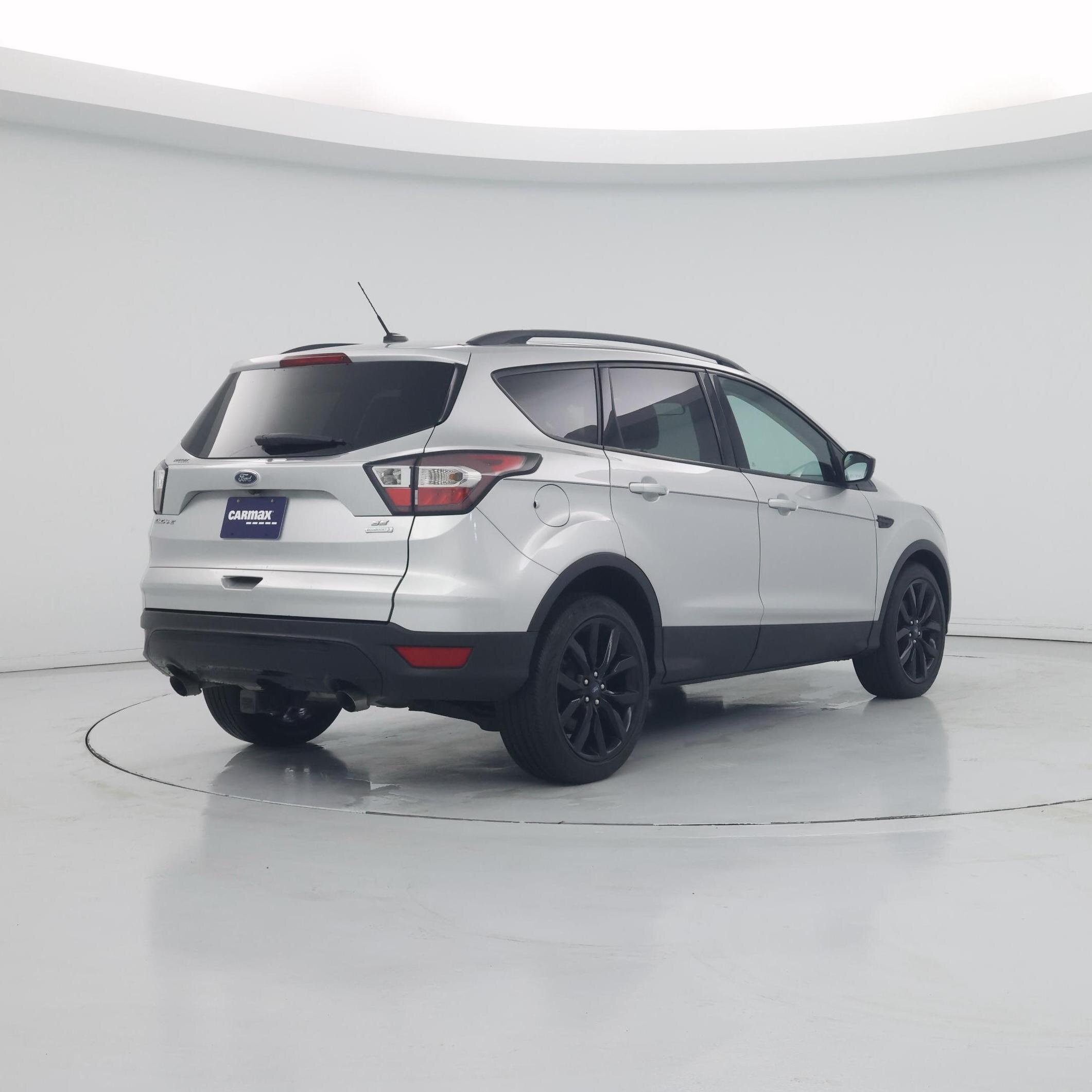 Thumbnail: 2017 Ford Escape - 8