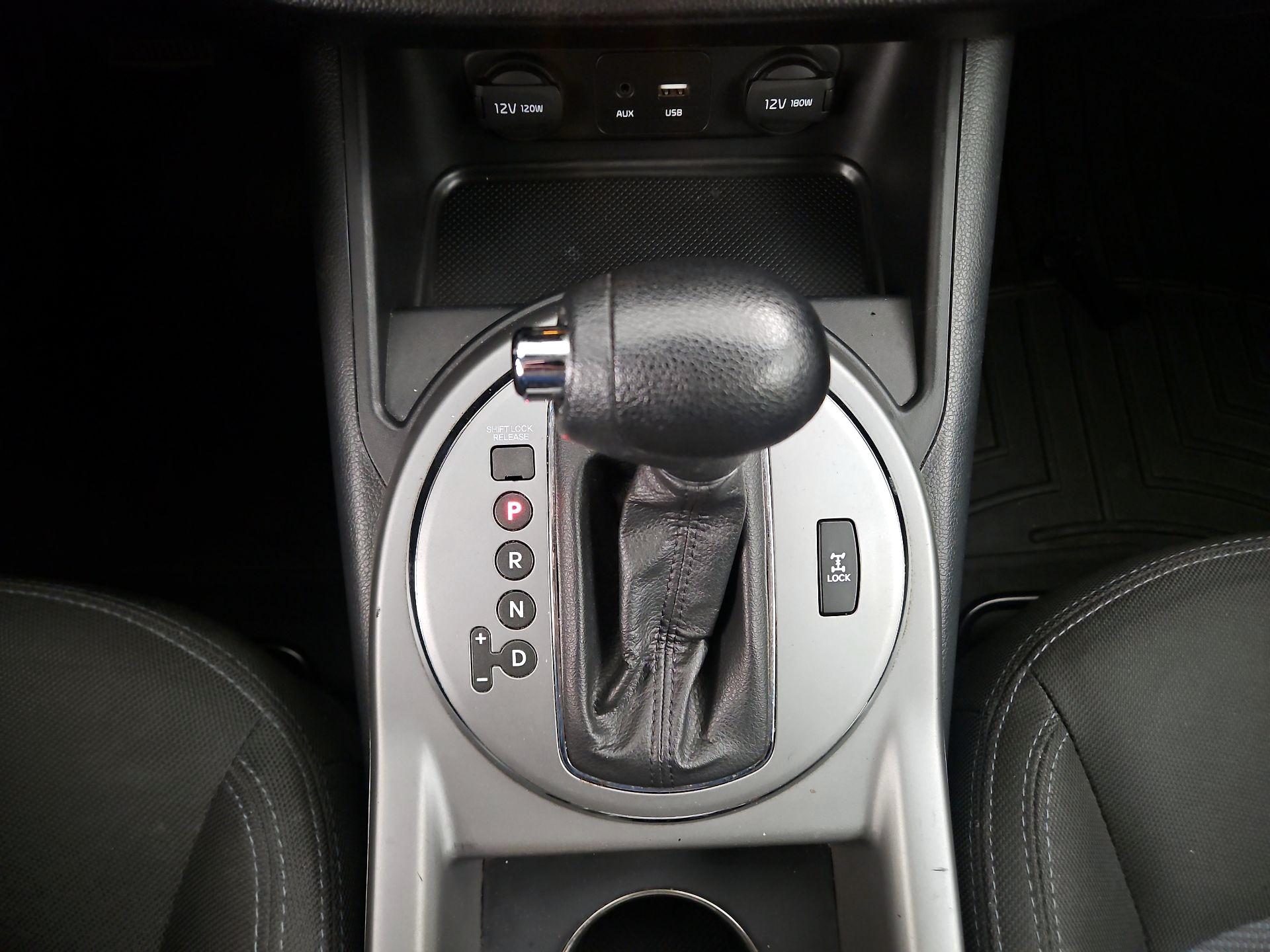 Thumbnail: 2016 Kia Sportage - 14