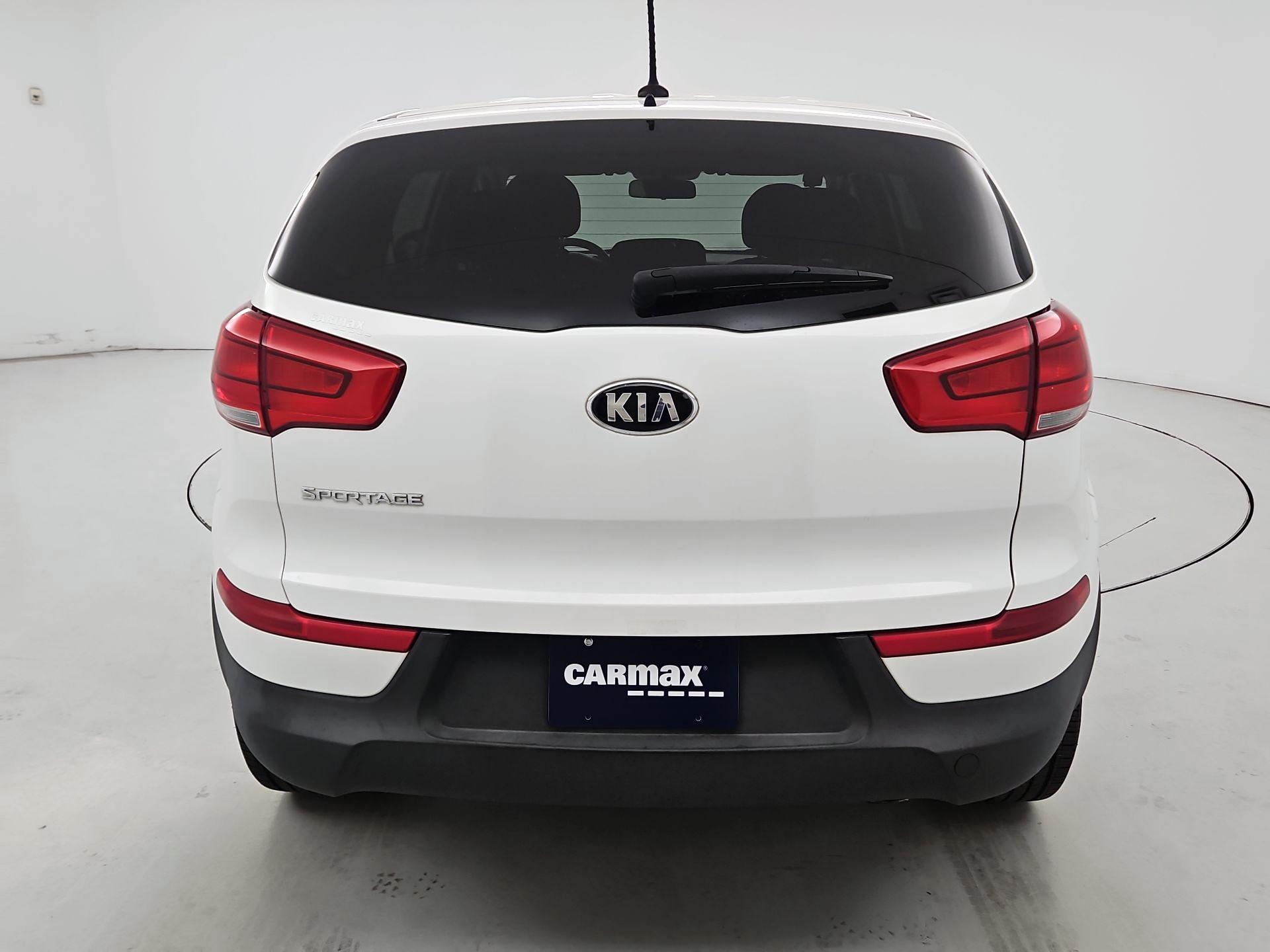 Thumbnail: 2016 Kia Sportage - 6