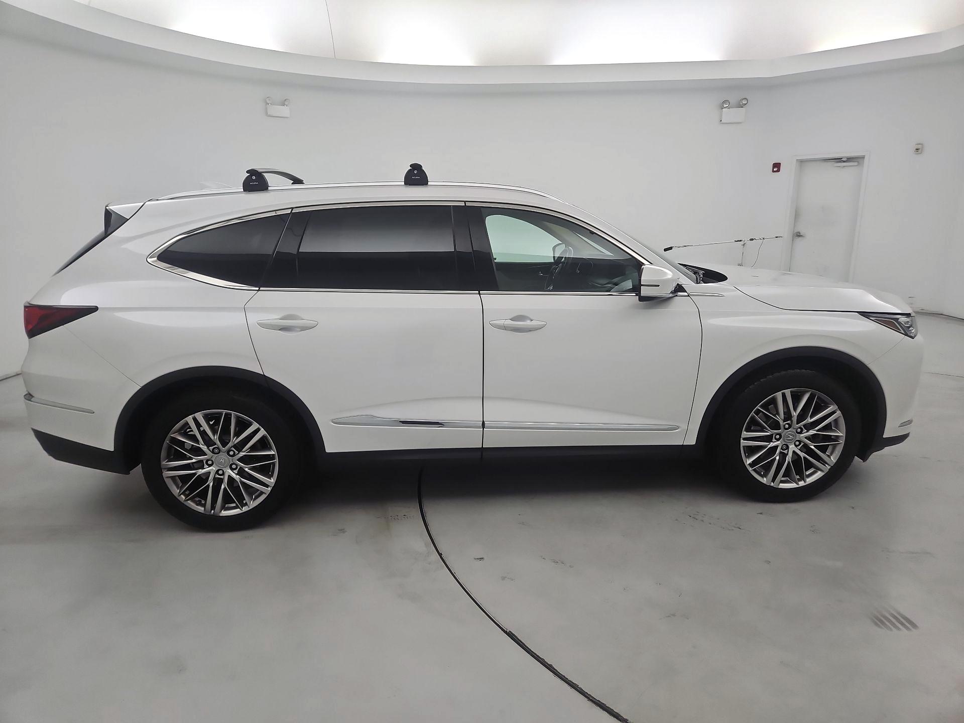 Thumbnail: 2023 Acura MDX - 4