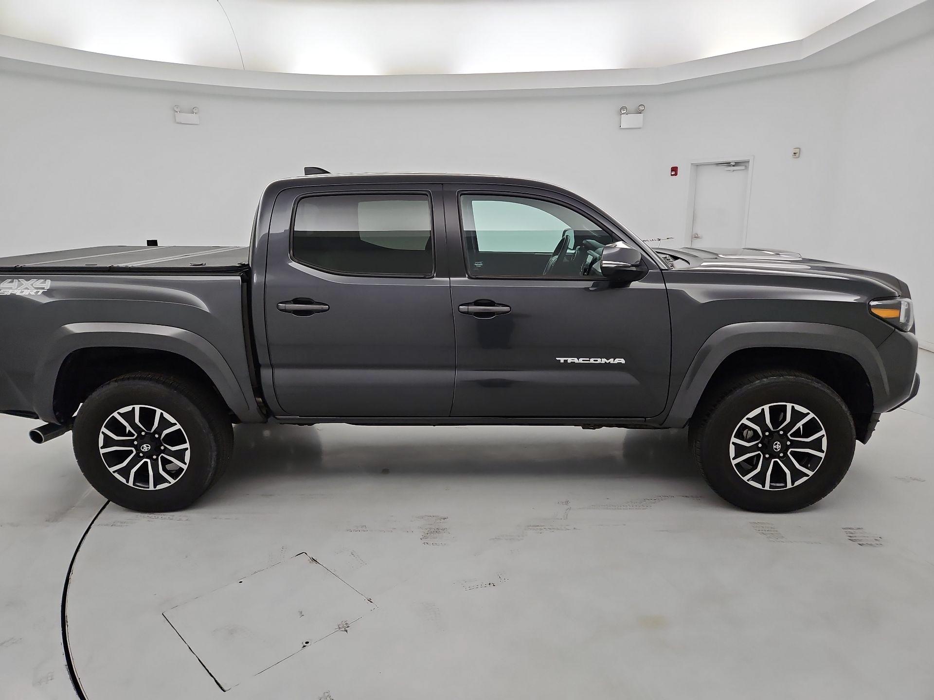 Thumbnail: 2023 Toyota Tacoma - 4