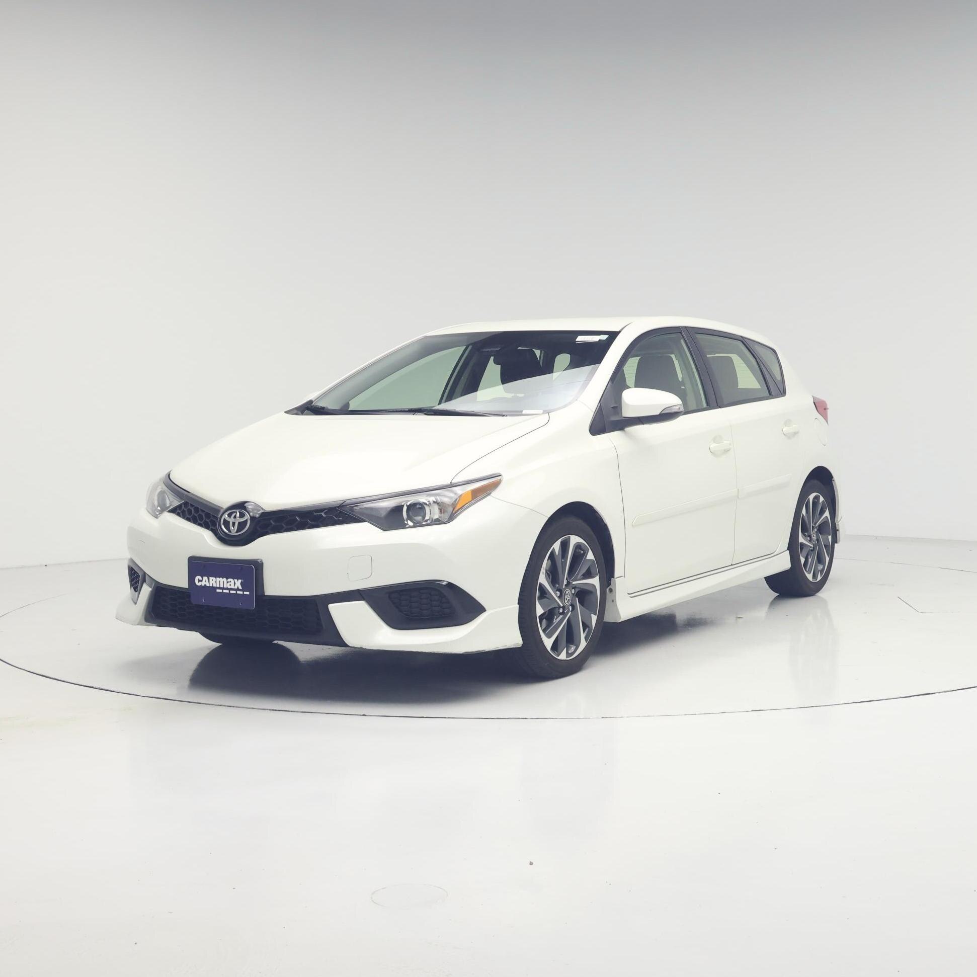 Thumbnail: 2017 Toyota Corolla iM - 4