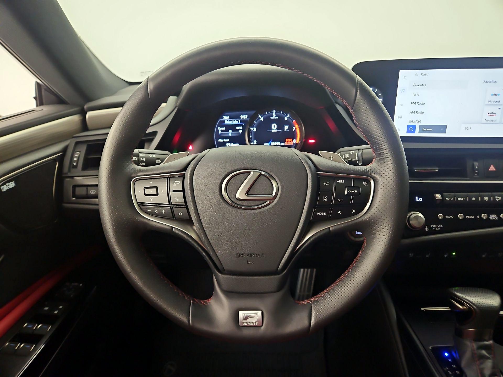 Thumbnail: 2023 Lexus ES - 10