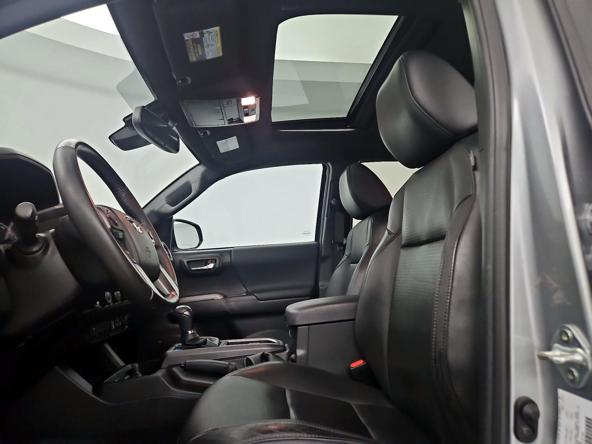 Thumbnail: 2023 Toyota Tacoma - 20