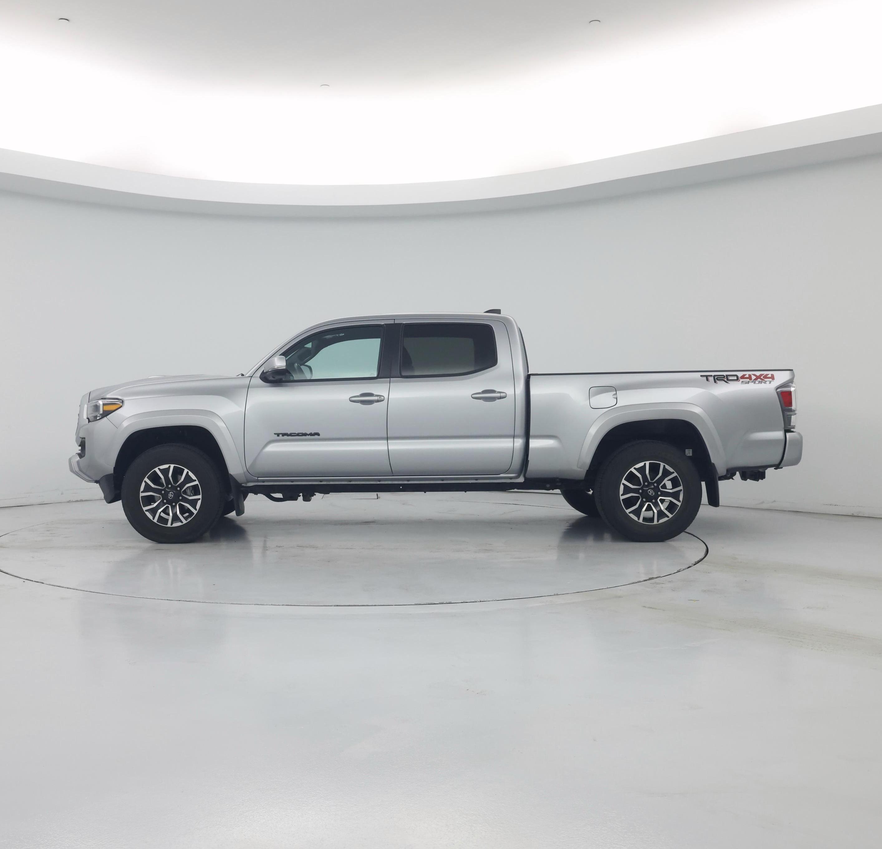 Thumbnail: 2023 Toyota Tacoma - 3