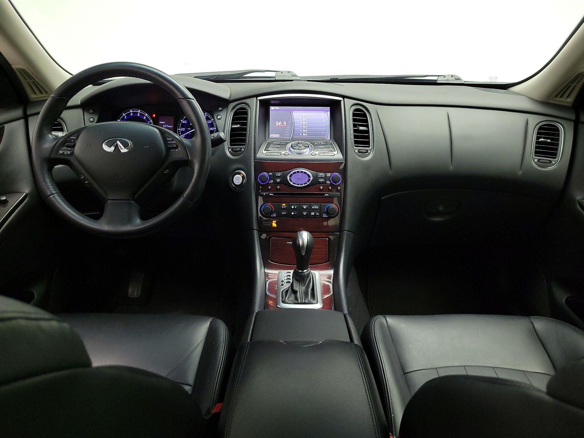 Thumbnail: 2017 INFINITI QX50 - 9