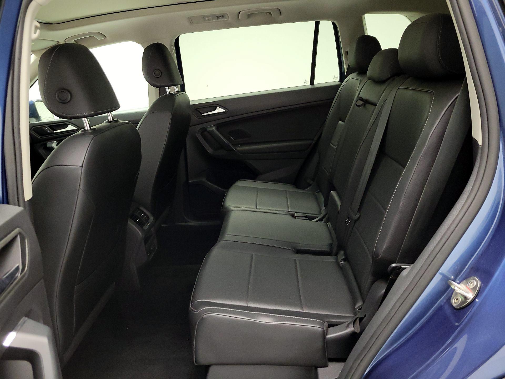Thumbnail: 2019 Volkswagen Tiguan - 18