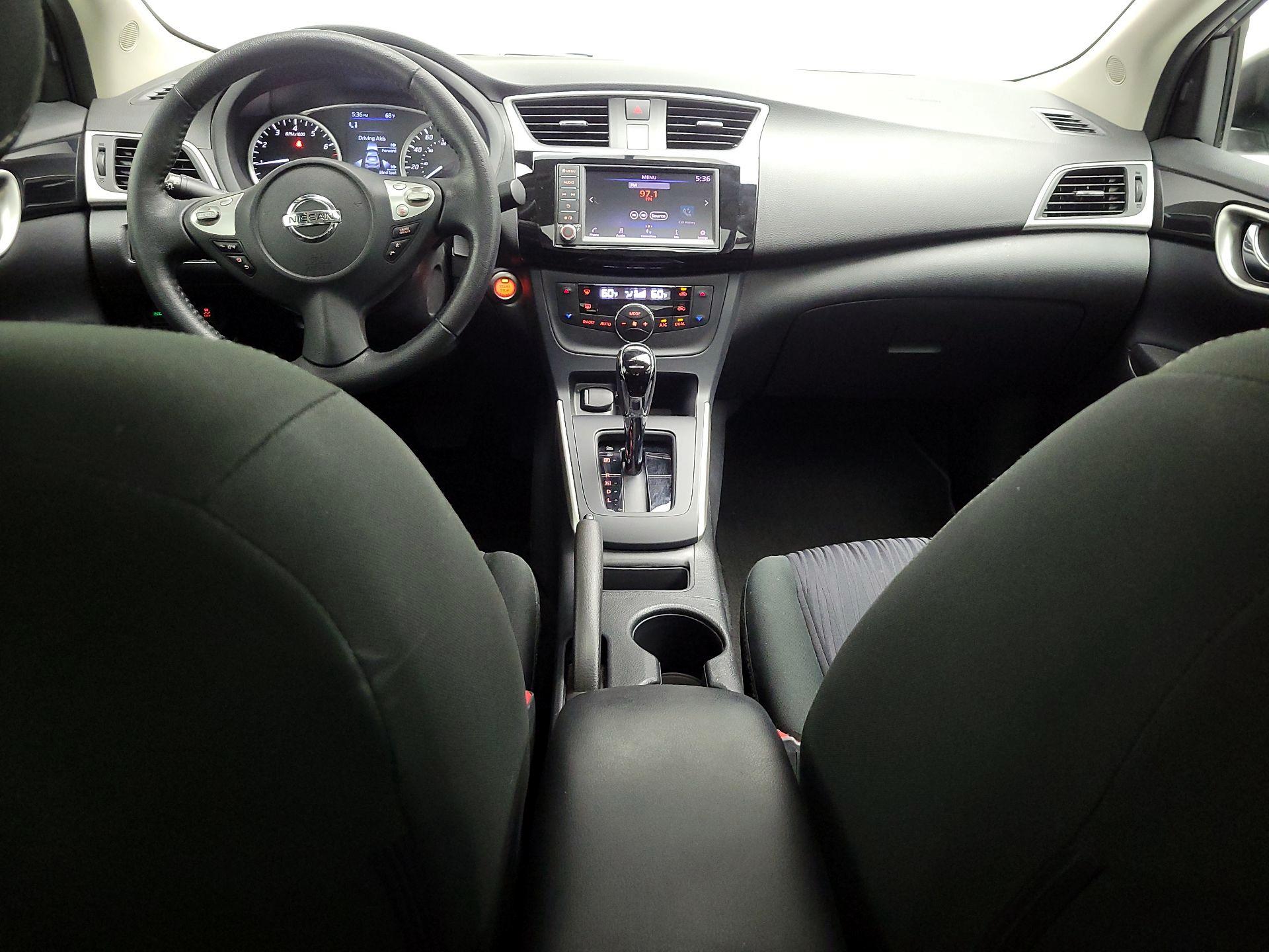 Thumbnail: 2019 Nissan Sentra - 9