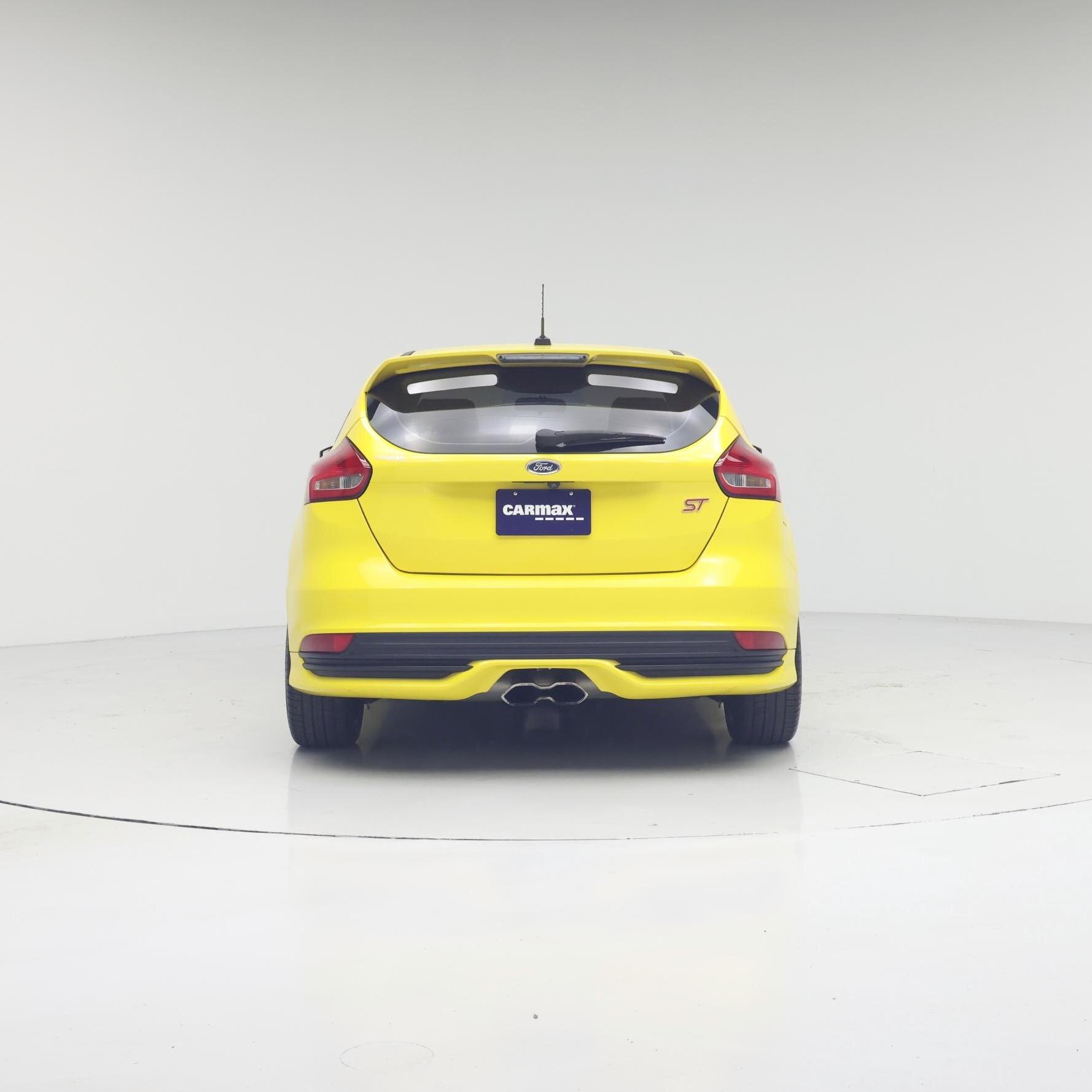 Thumbnail: 2017 Ford Focus - 6