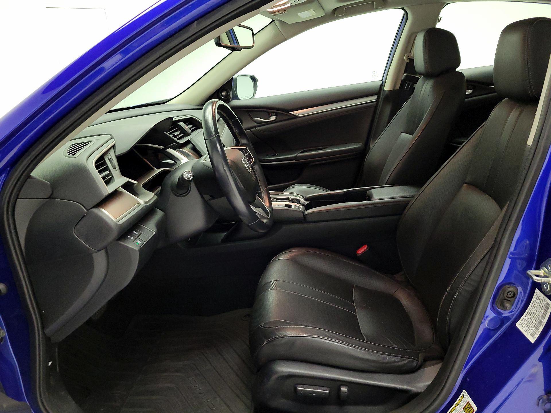 Thumbnail: 2016 Honda Civic - 11