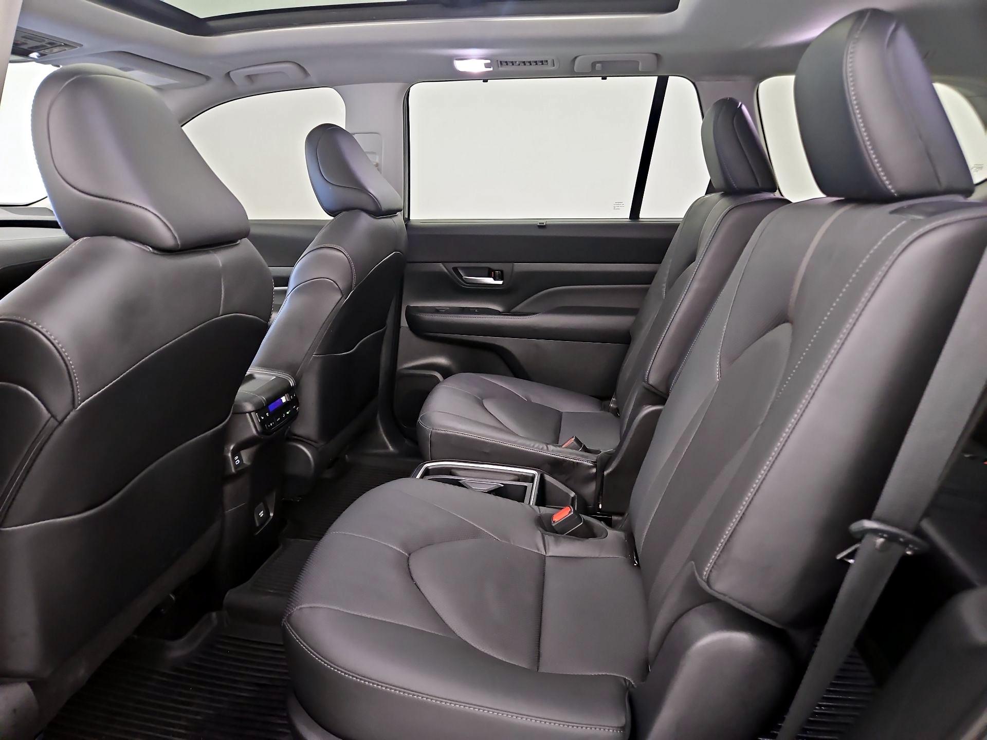 Thumbnail: 2024 Toyota Grand Highlander - 20