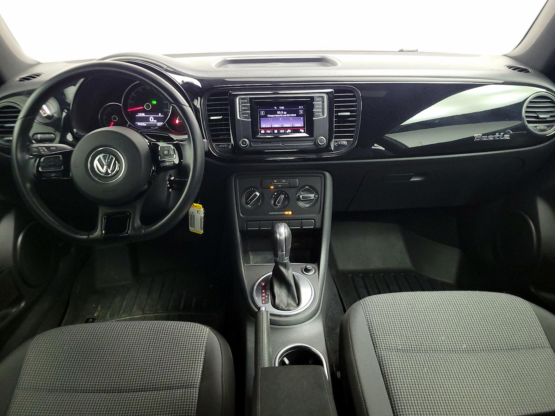 Thumbnail: 2019 Volkswagen Beetle - 9