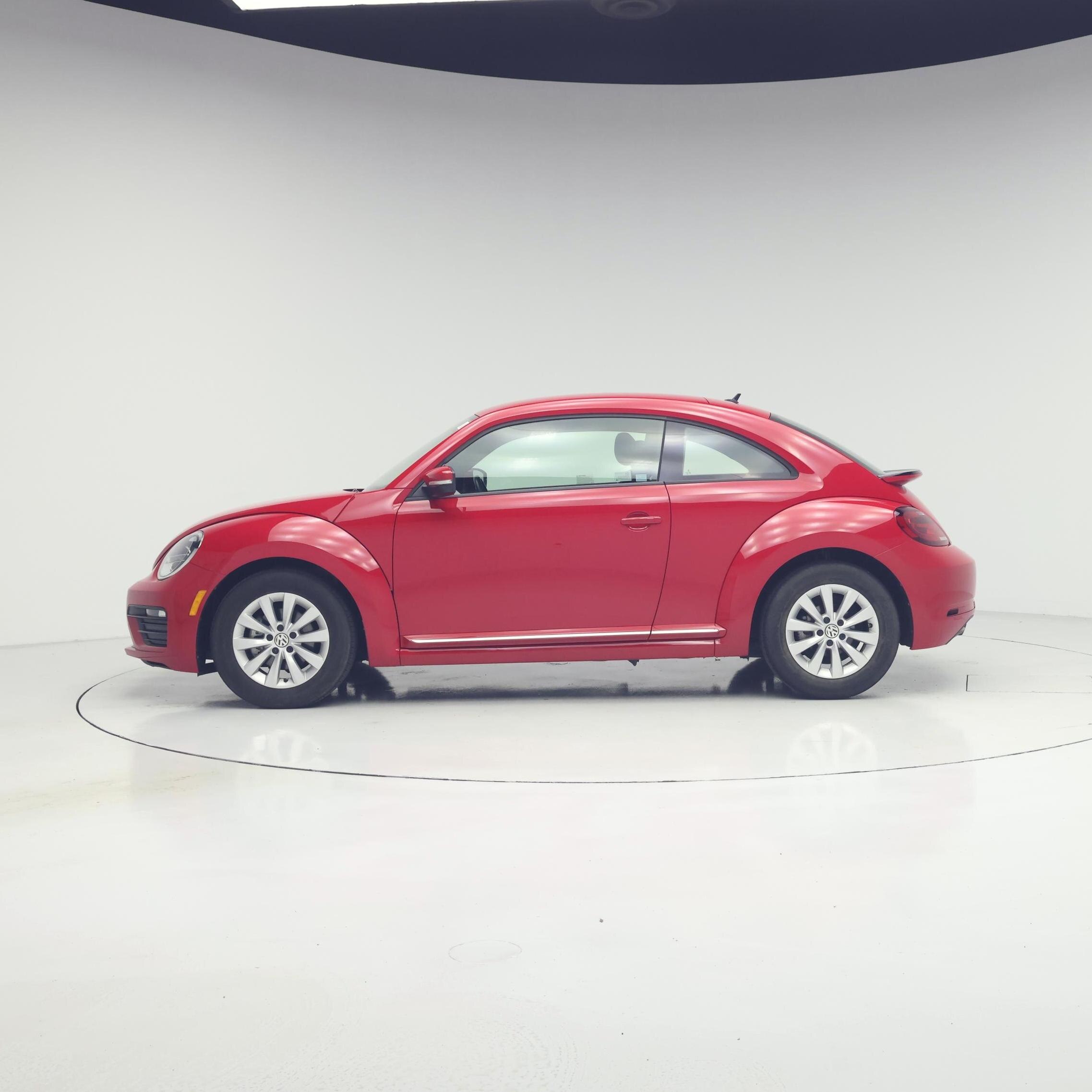 Thumbnail: 2019 Volkswagen Beetle - 3