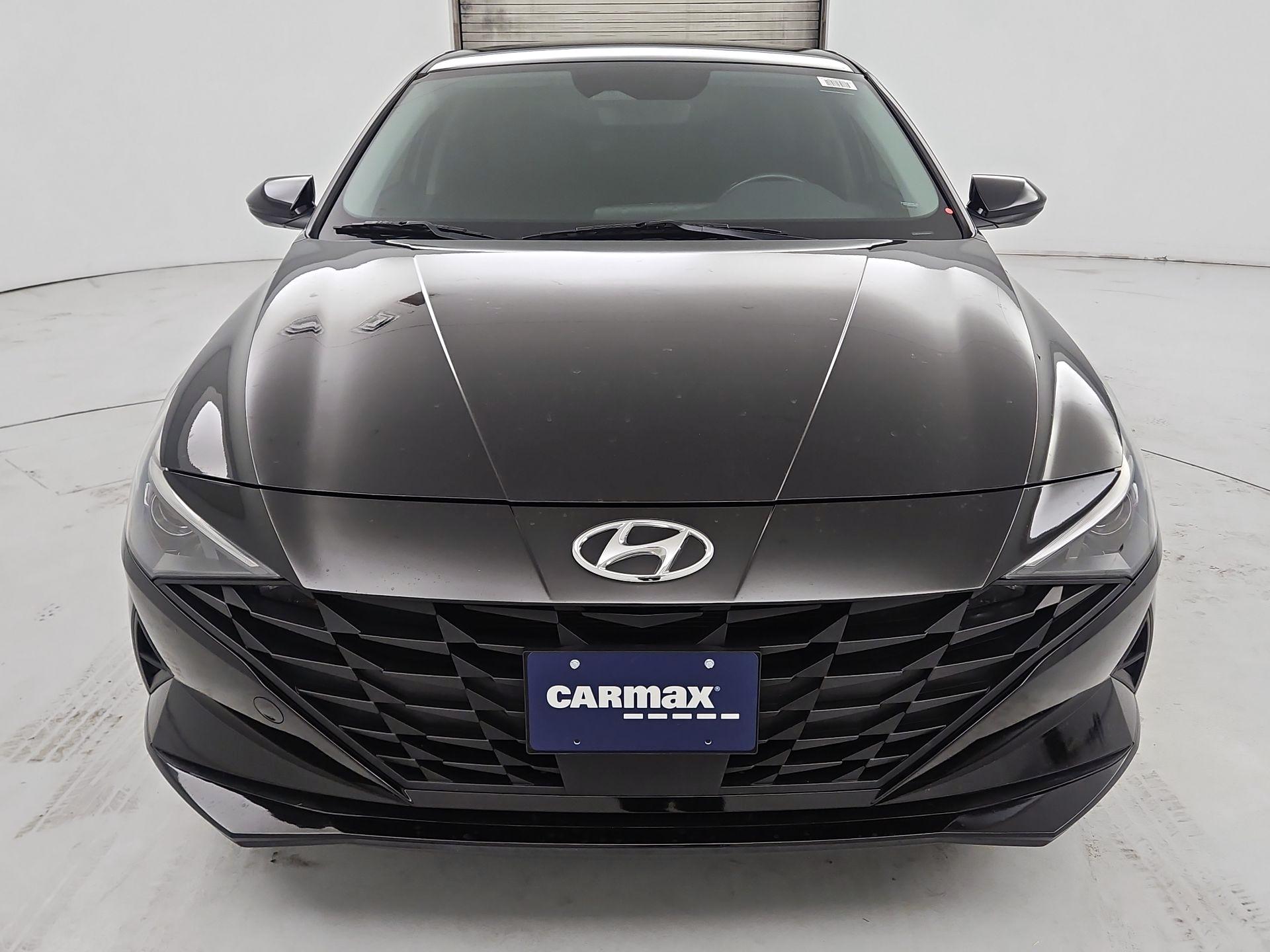 Thumbnail: 2023 Hyundai Elantra - 2