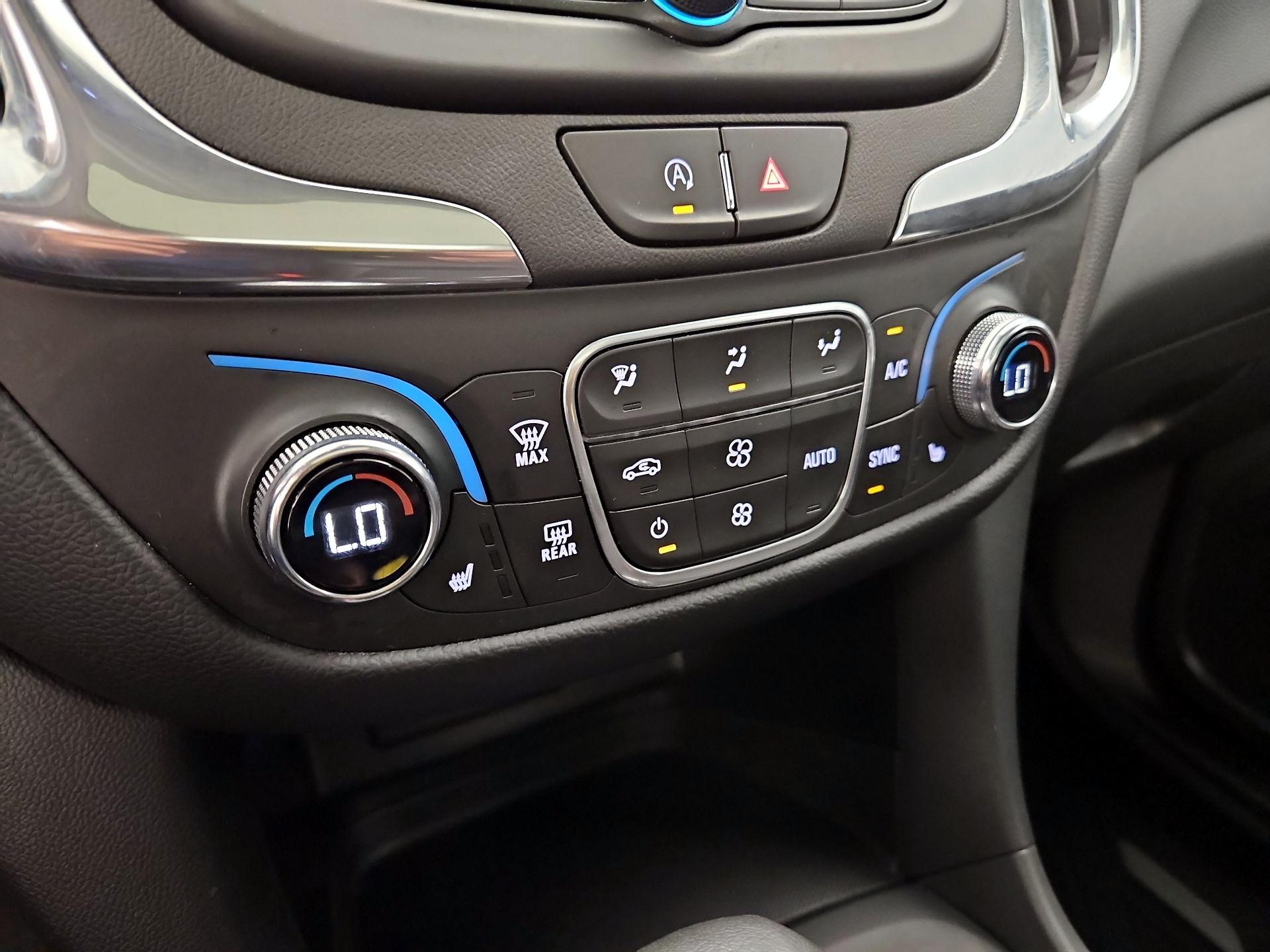 Thumbnail: 2022 Chevrolet Equinox - 16
