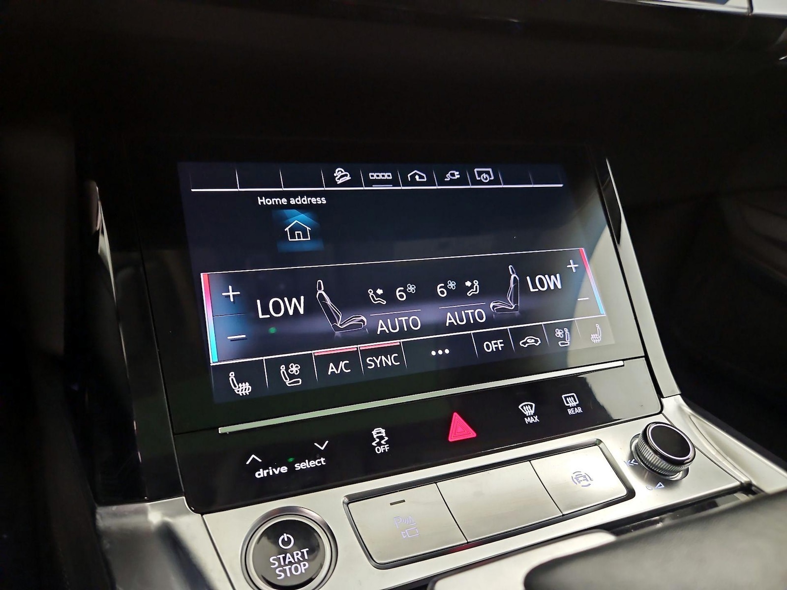 2024 Audi Q8 e-tron Premium Plus - Photo 16