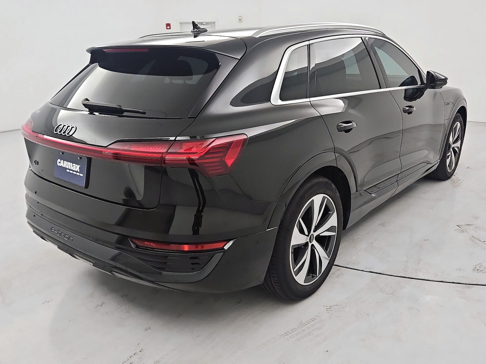 2024 Audi Q8 e-tron Premium Plus - Photo 5