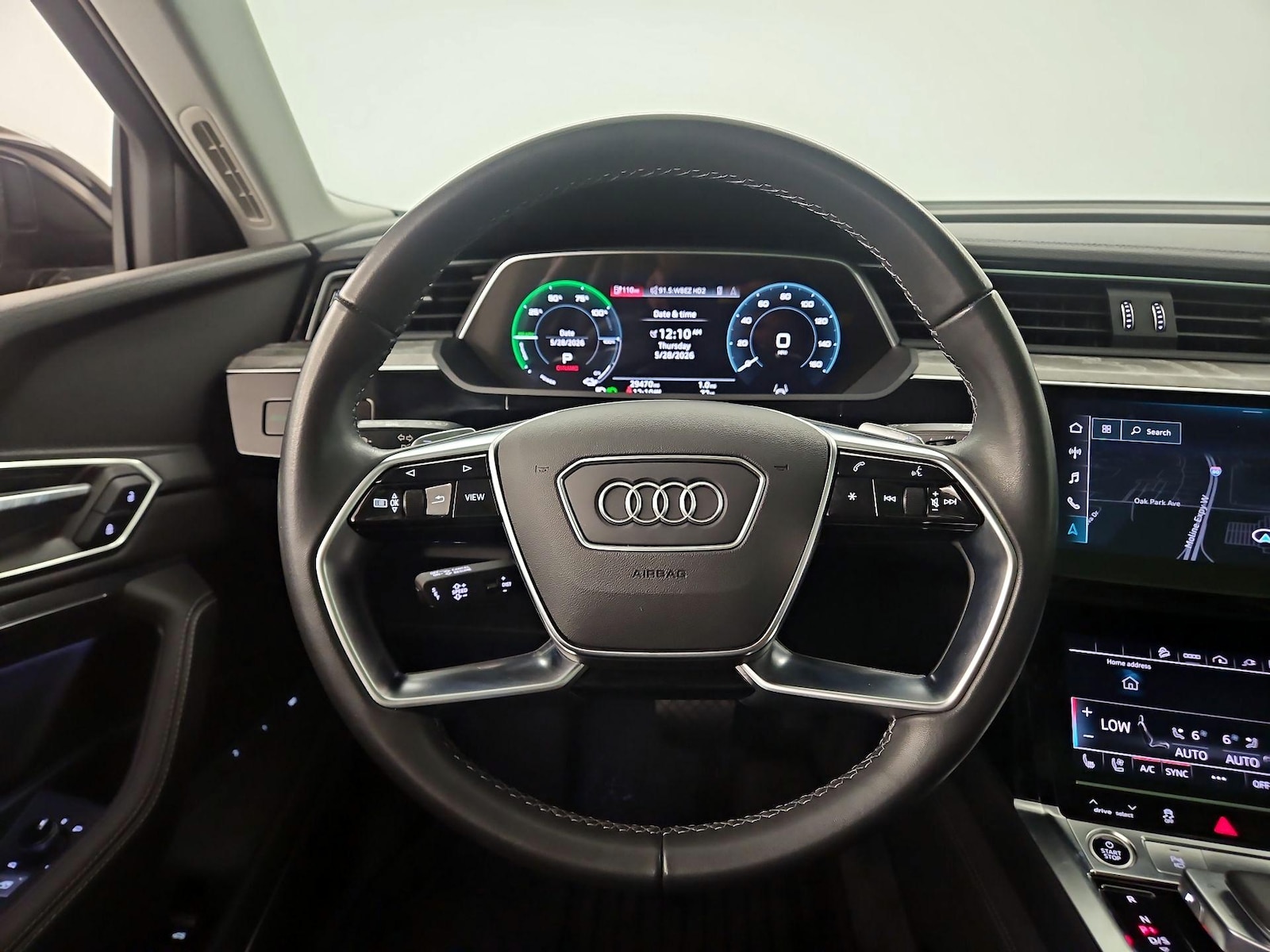 2024 Audi Q8 e-tron Premium Plus - Photo 9