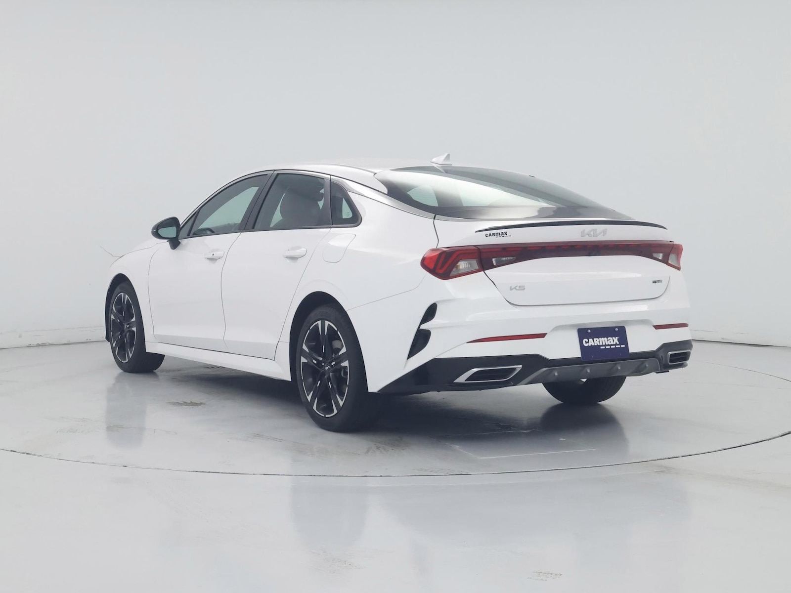 2023 Kia K5 GT-Line - Photo 3