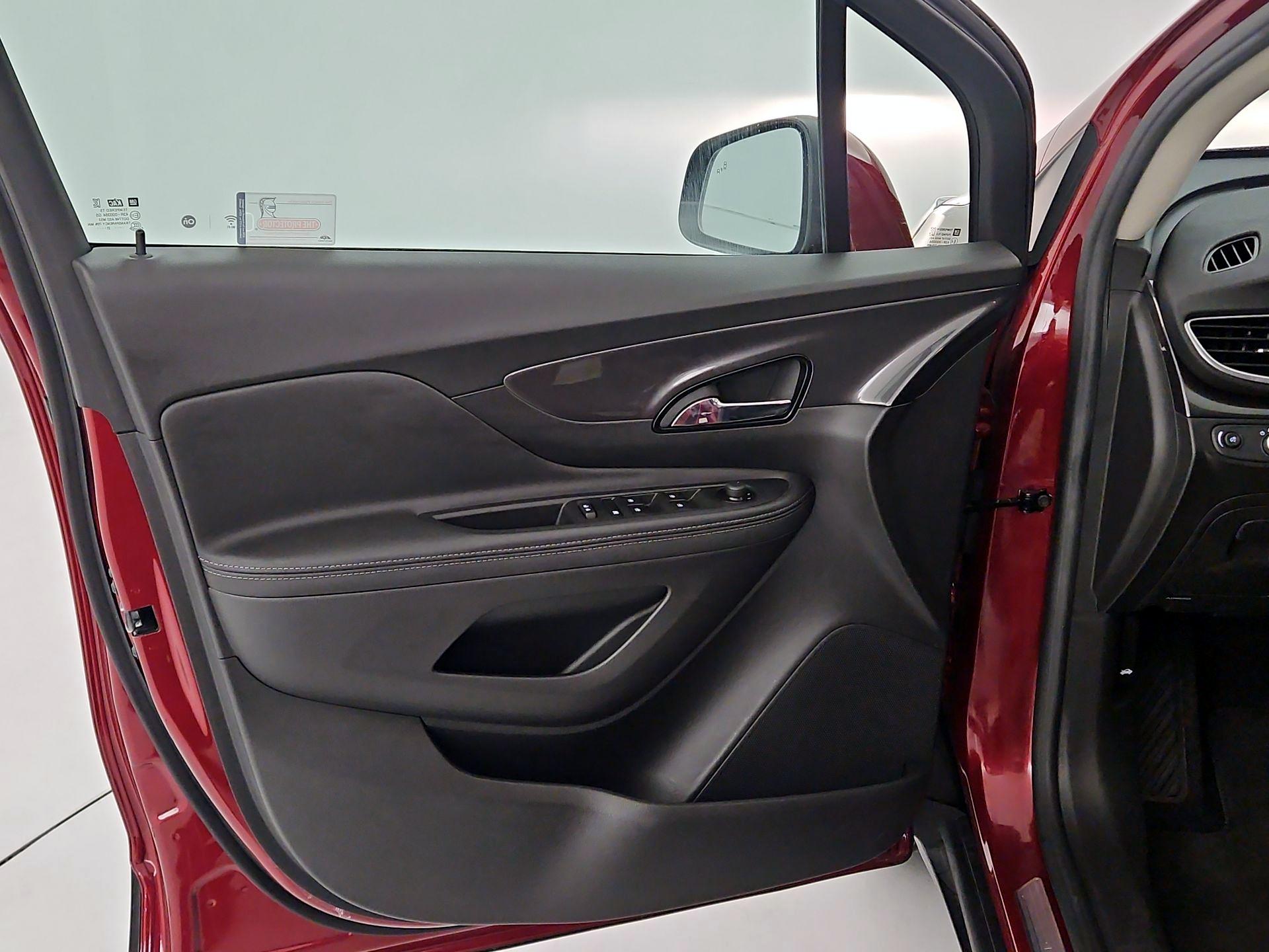 Thumbnail: 2022 Buick Encore - 10