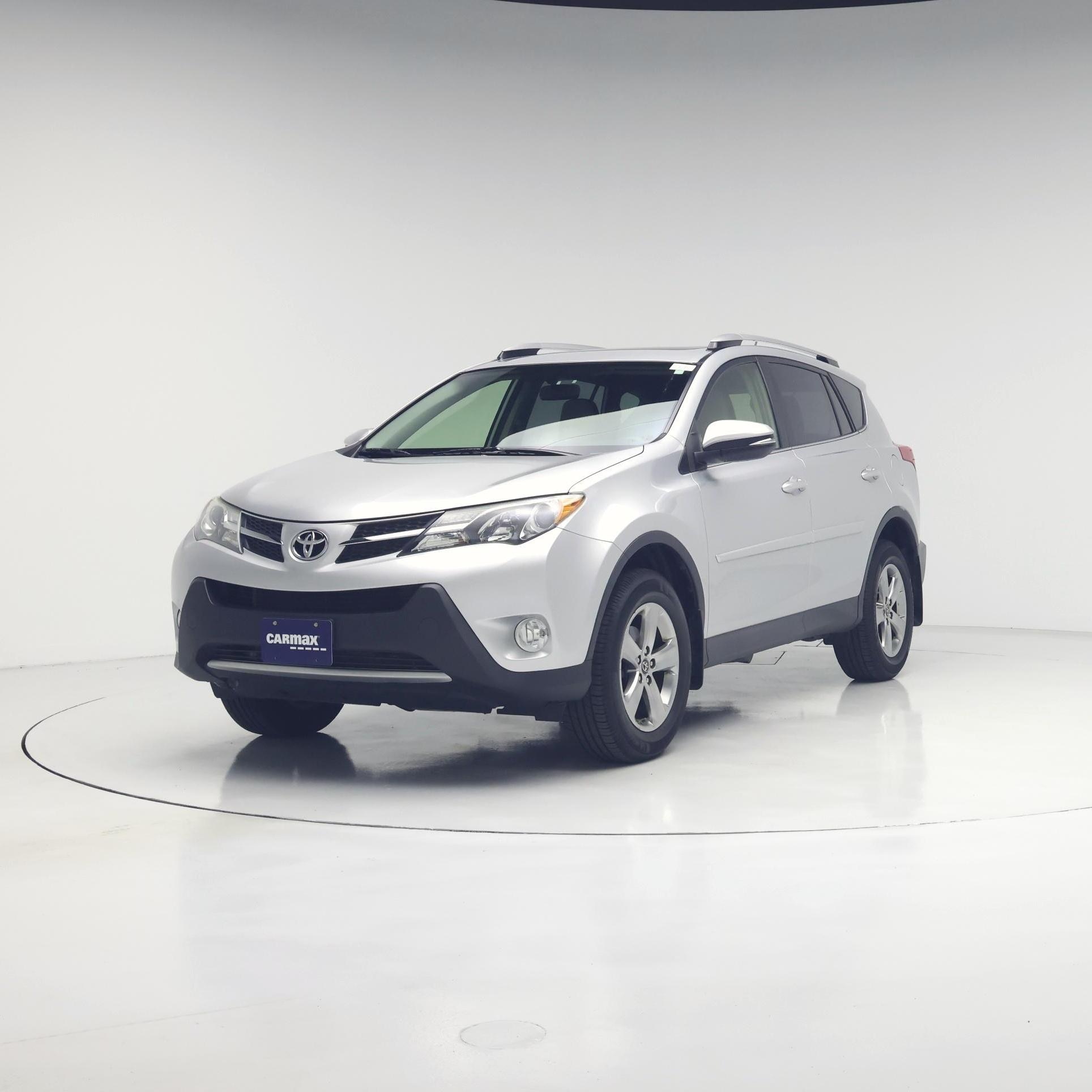 Thumbnail: 2015 Toyota RAV4 - 4