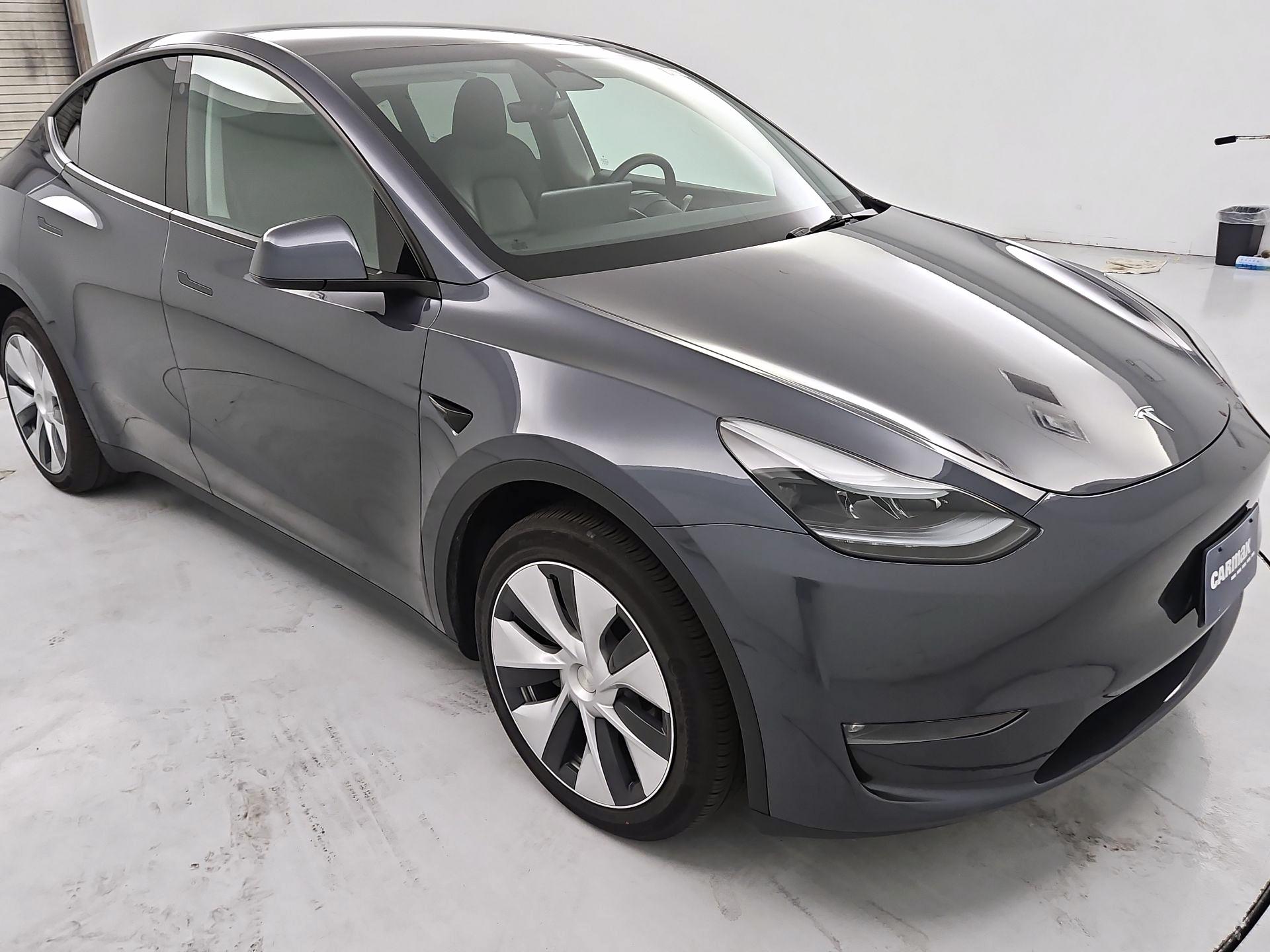 Thumbnail: 2023 Tesla Model Y - 1