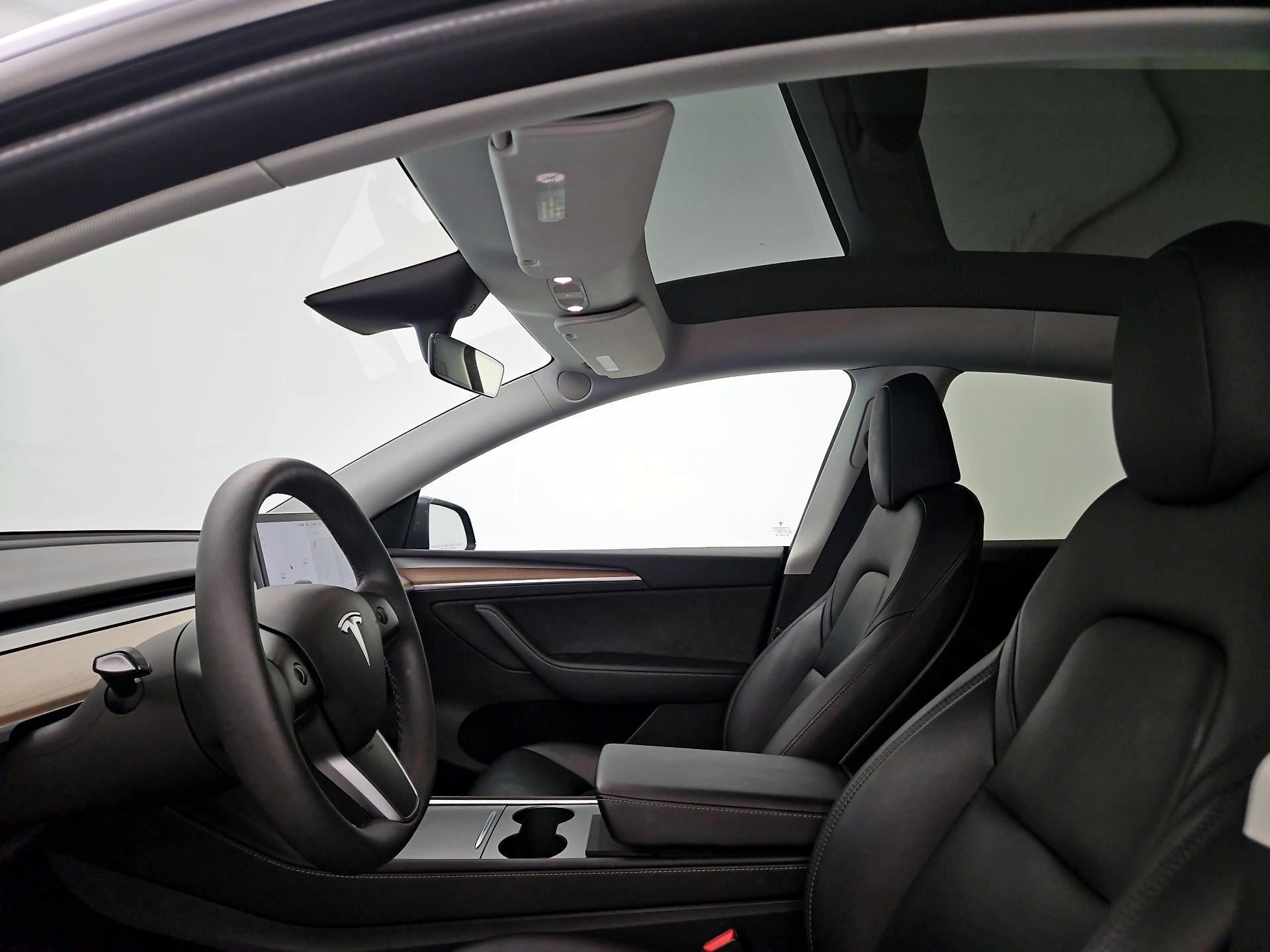 Thumbnail: 2023 Tesla Model Y - 16