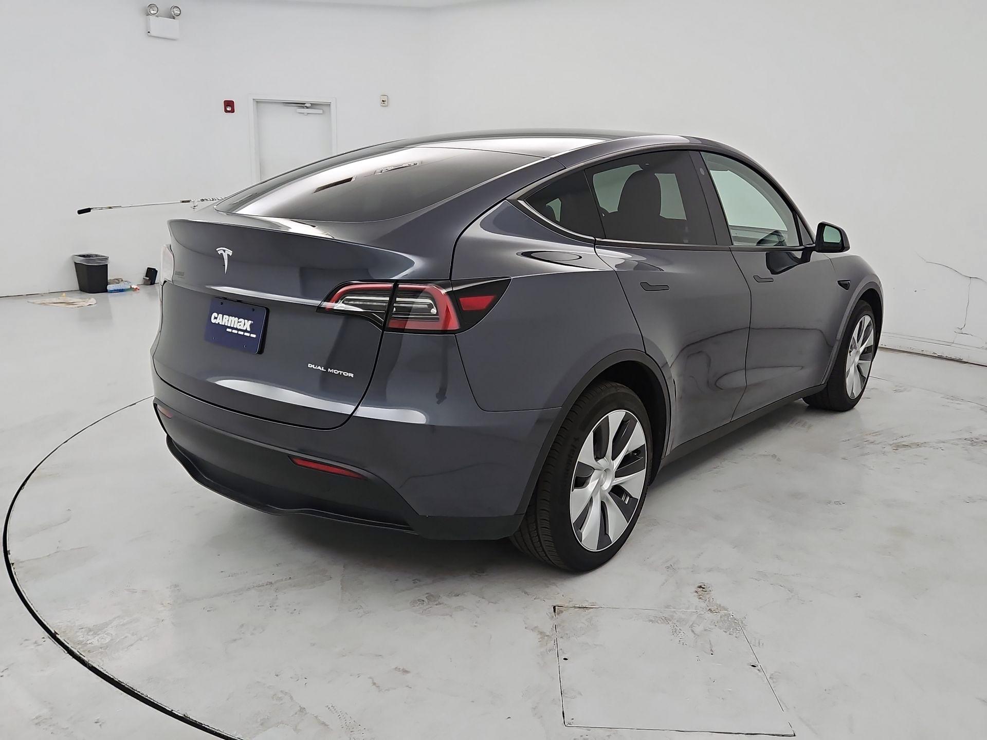 Thumbnail: 2023 Tesla Model Y - 5