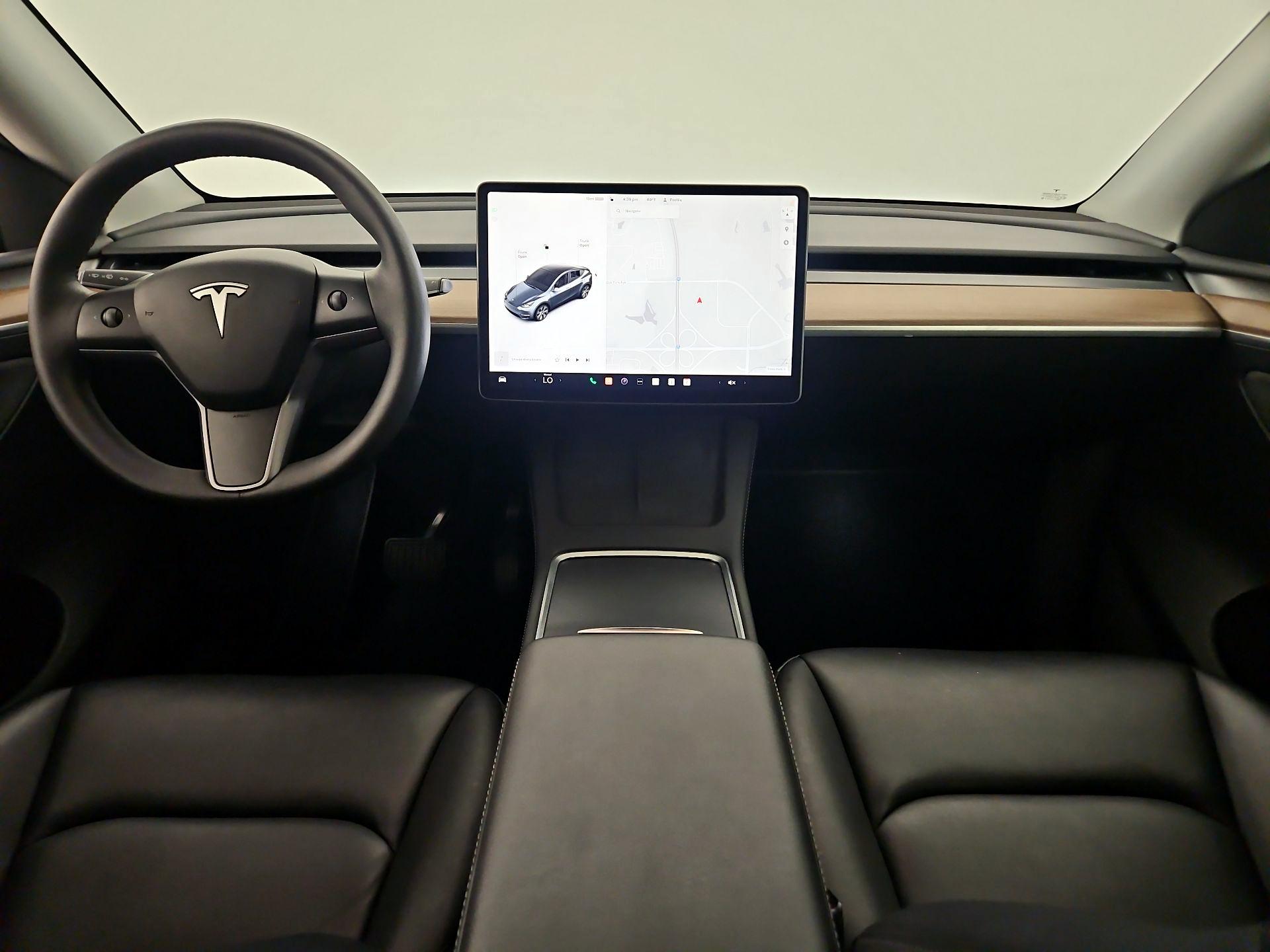 Thumbnail: 2023 Tesla Model Y - 8