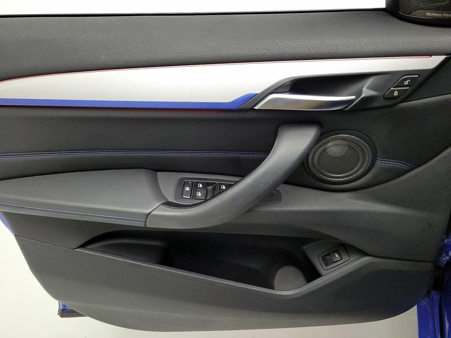 Thumbnail: 2017 BMW X1 - 12