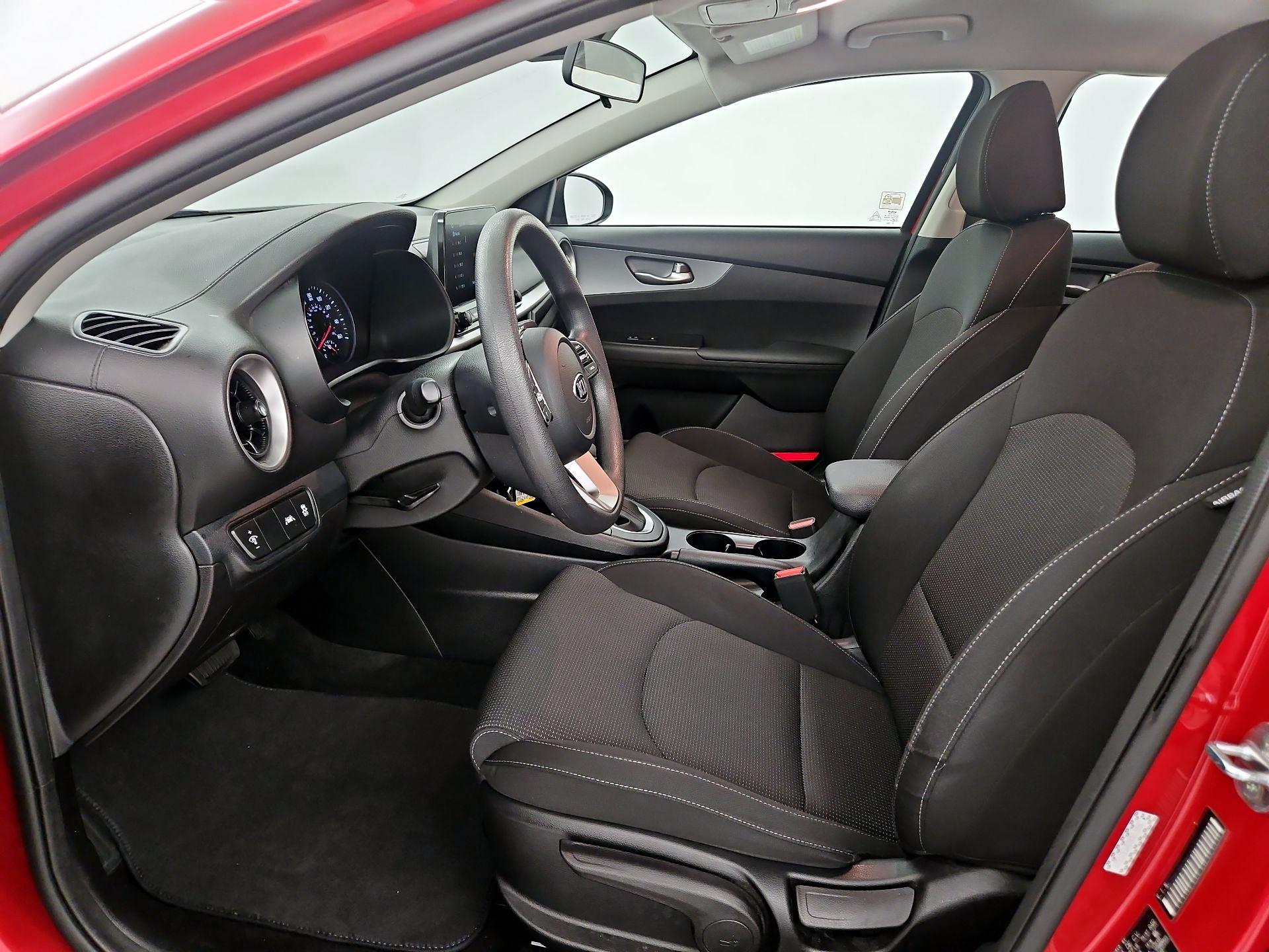 Thumbnail: 2021 Kia Forte - 9