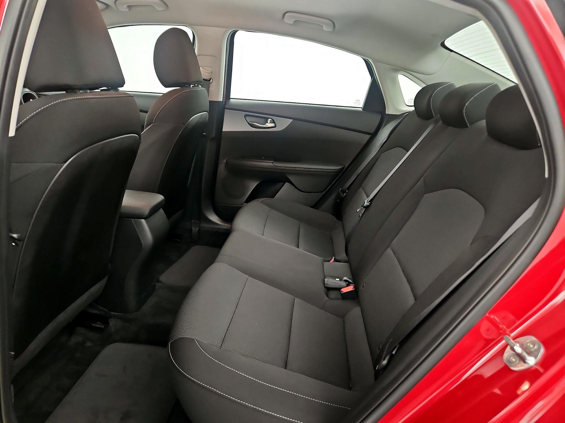 Thumbnail: 2021 Kia Forte - 17