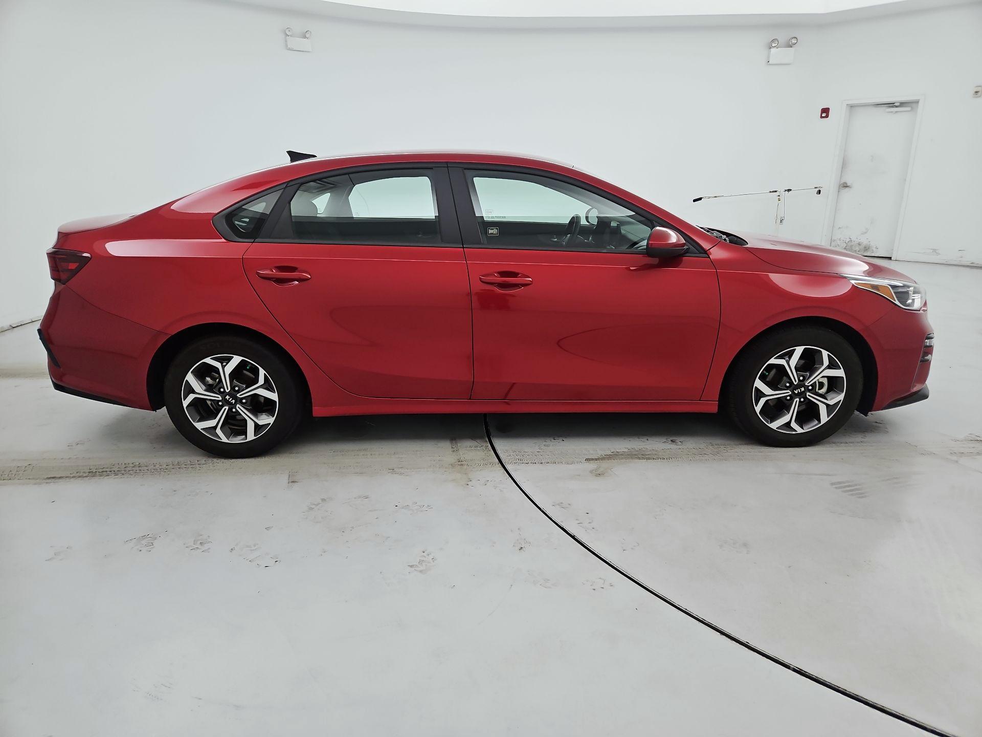 Thumbnail: 2021 Kia Forte - 4