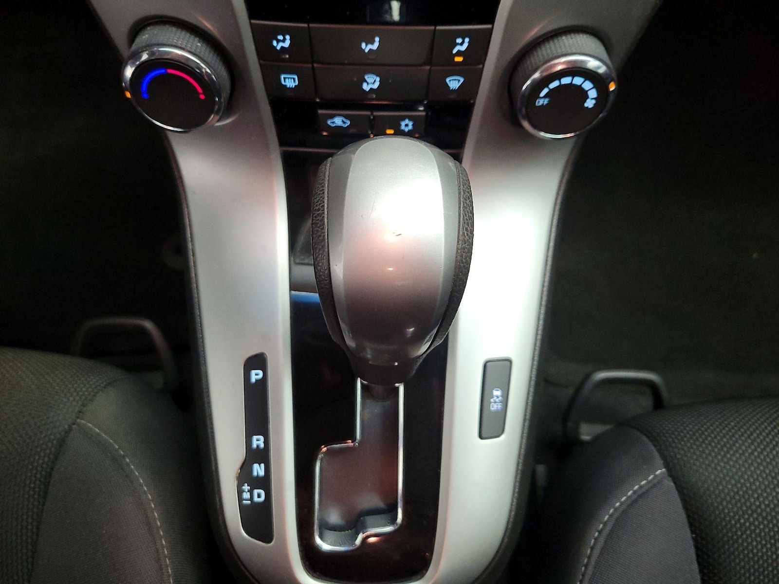 2015 Chevrolet Cruze 1LT - Photo 16