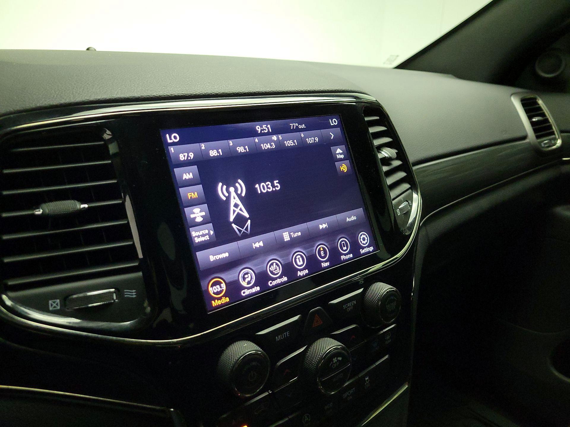 Thumbnail: 2020 Jeep Grand Cherokee - 15