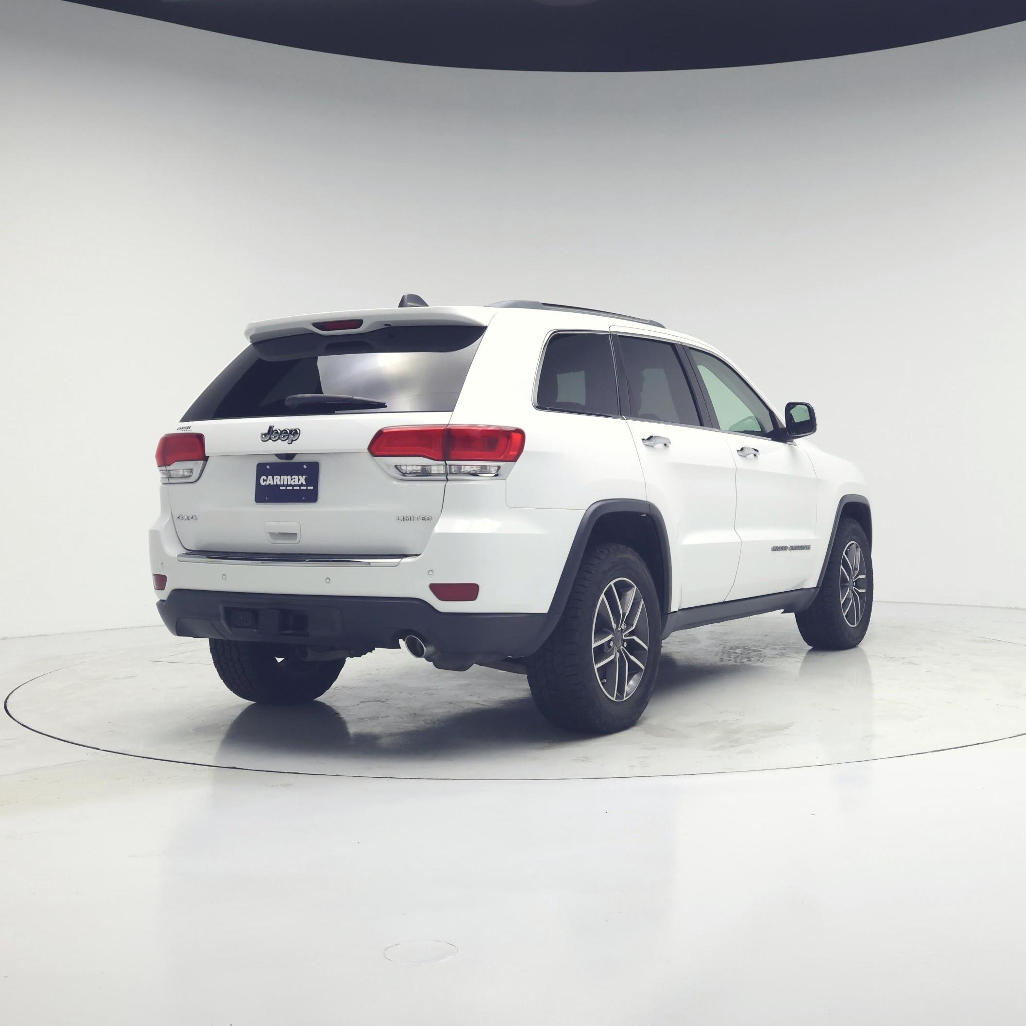 Thumbnail: 2019 Jeep Grand Cherokee - 8