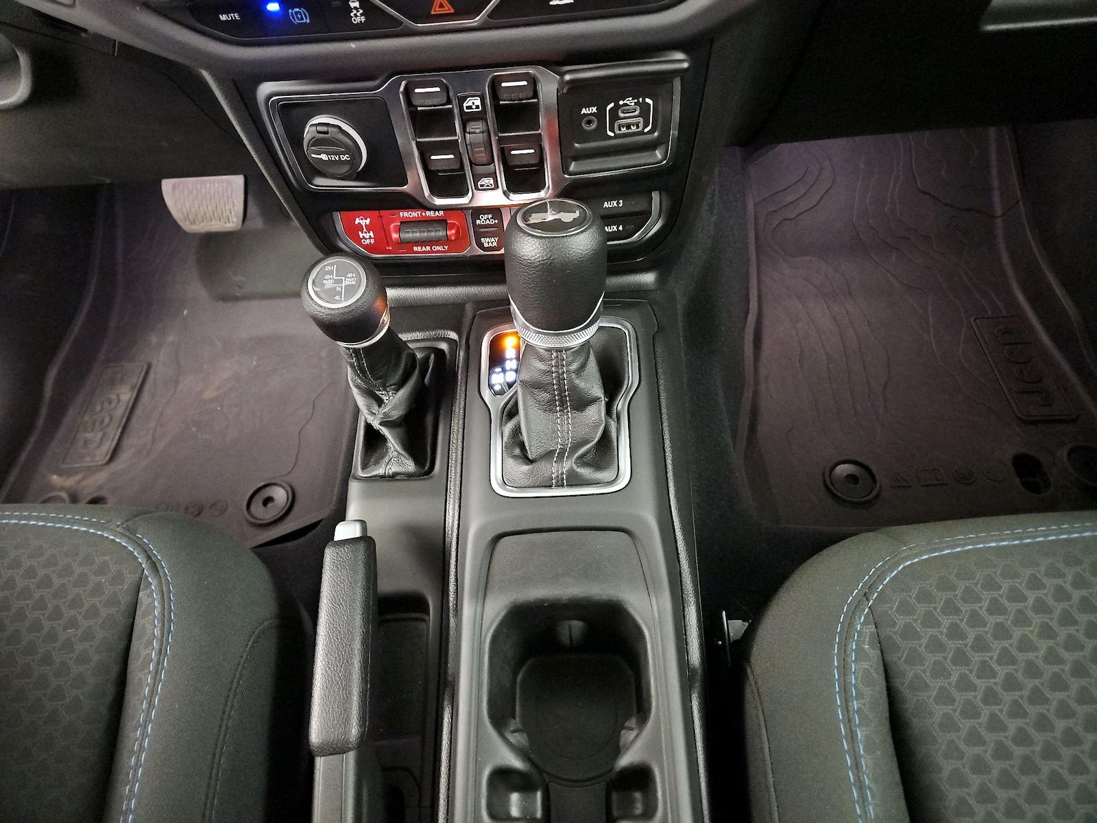 2024 Jeep Wrangler 4xe Rubicon 4XE - Photo 17