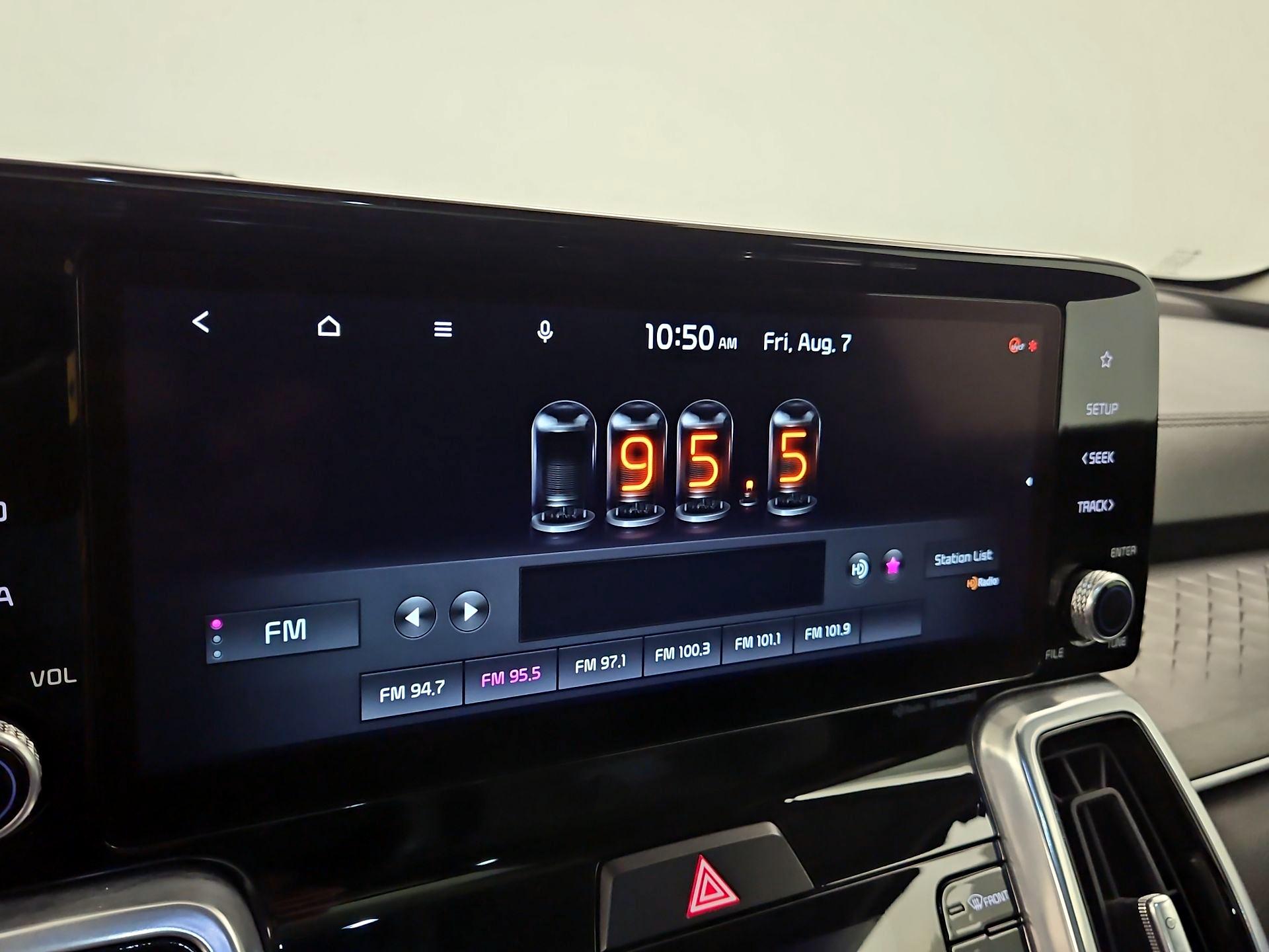 Thumbnail: 2022 Kia Sorento - 14