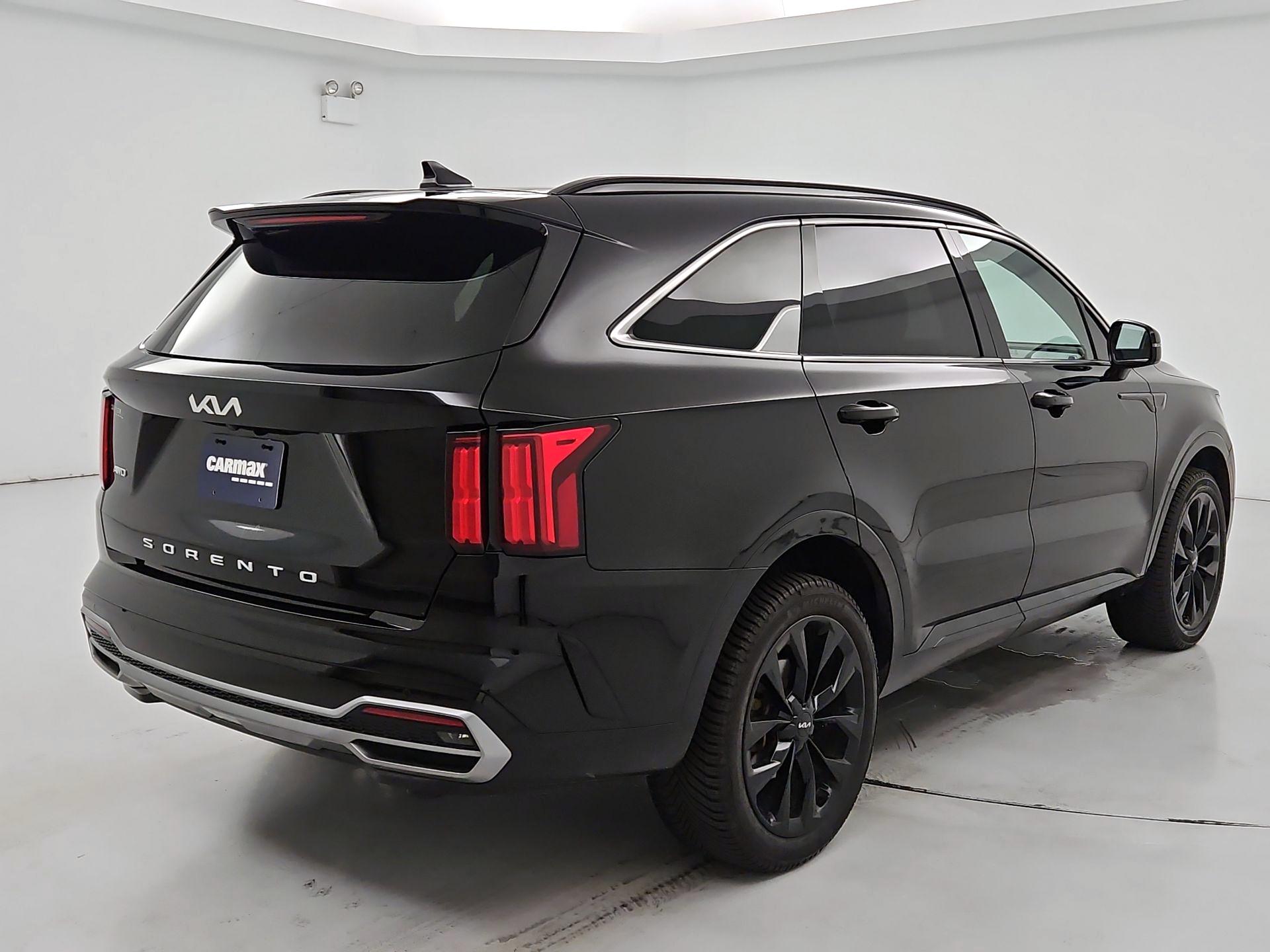 Thumbnail: 2022 Kia Sorento - 5