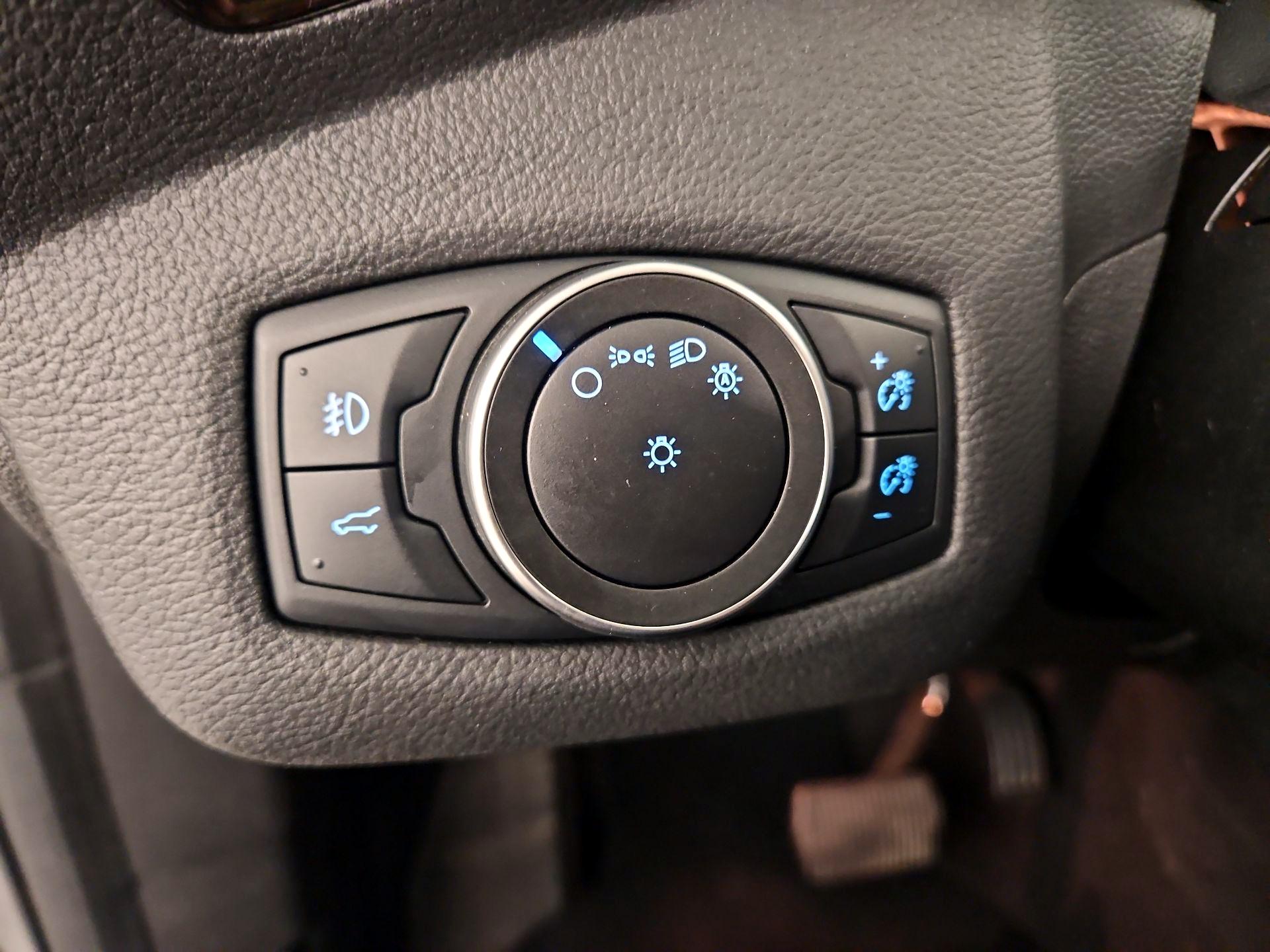 Thumbnail: 2018 Ford Escape - 11