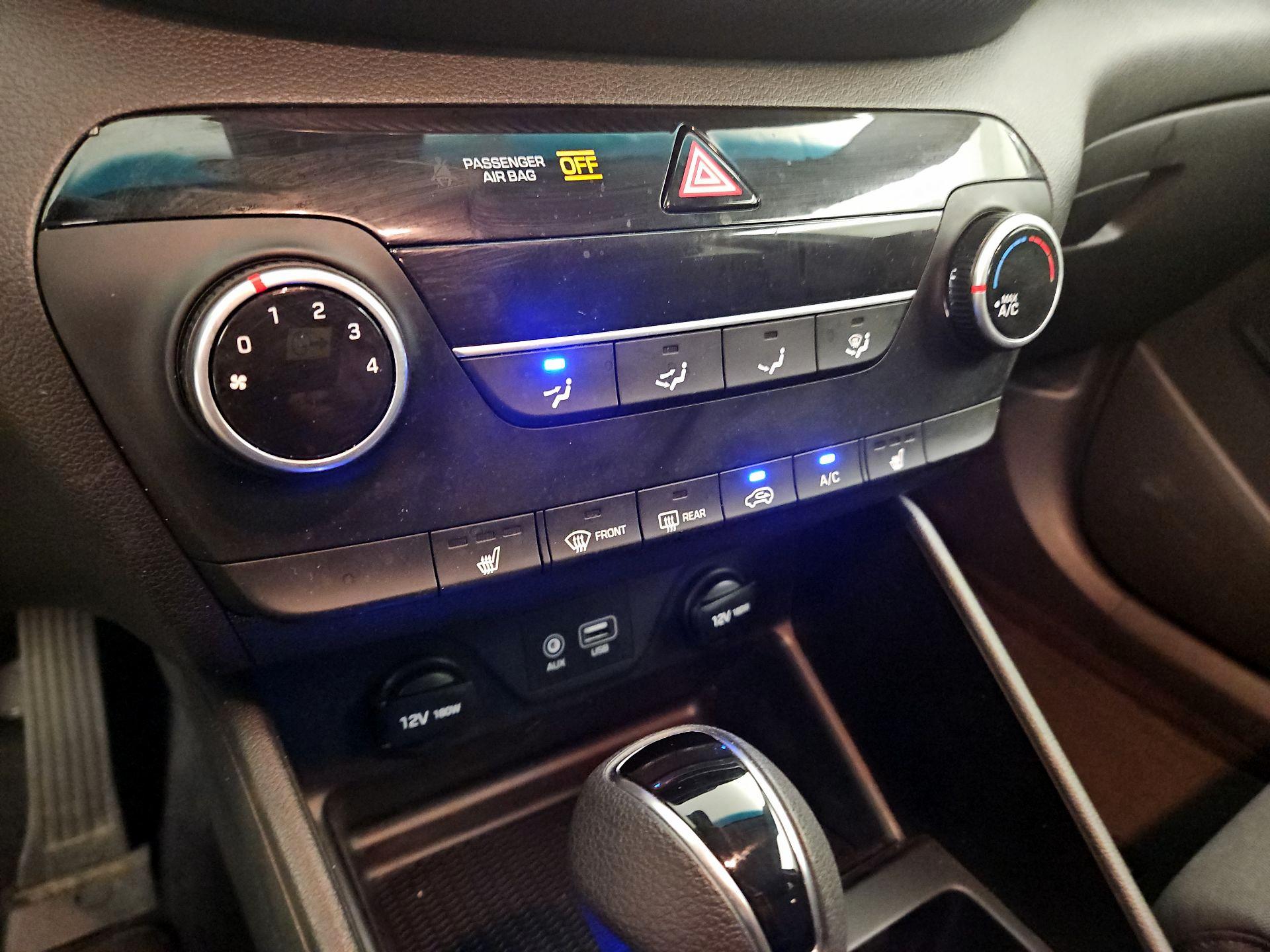 Thumbnail: 2020 Hyundai Tucson - 14