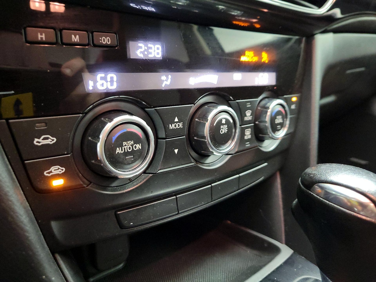 2015 Mazda MAZDA6 i Touring - Photo 15
