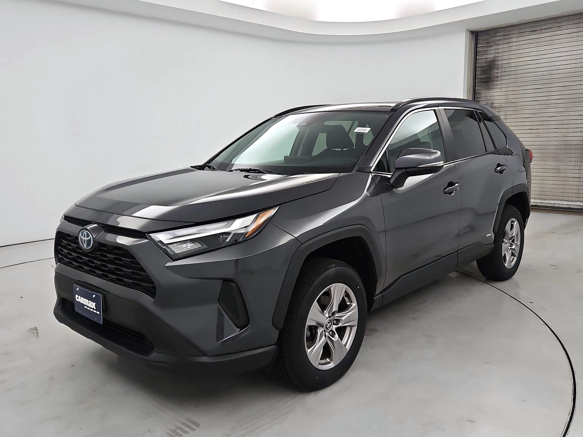 Thumbnail: 2022 Toyota RAV4 - 3