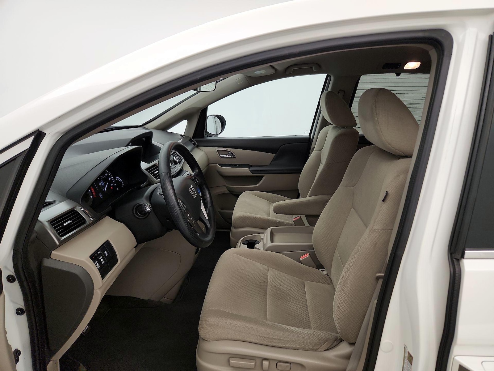 2016 Honda Odyssey EX - Photo 12