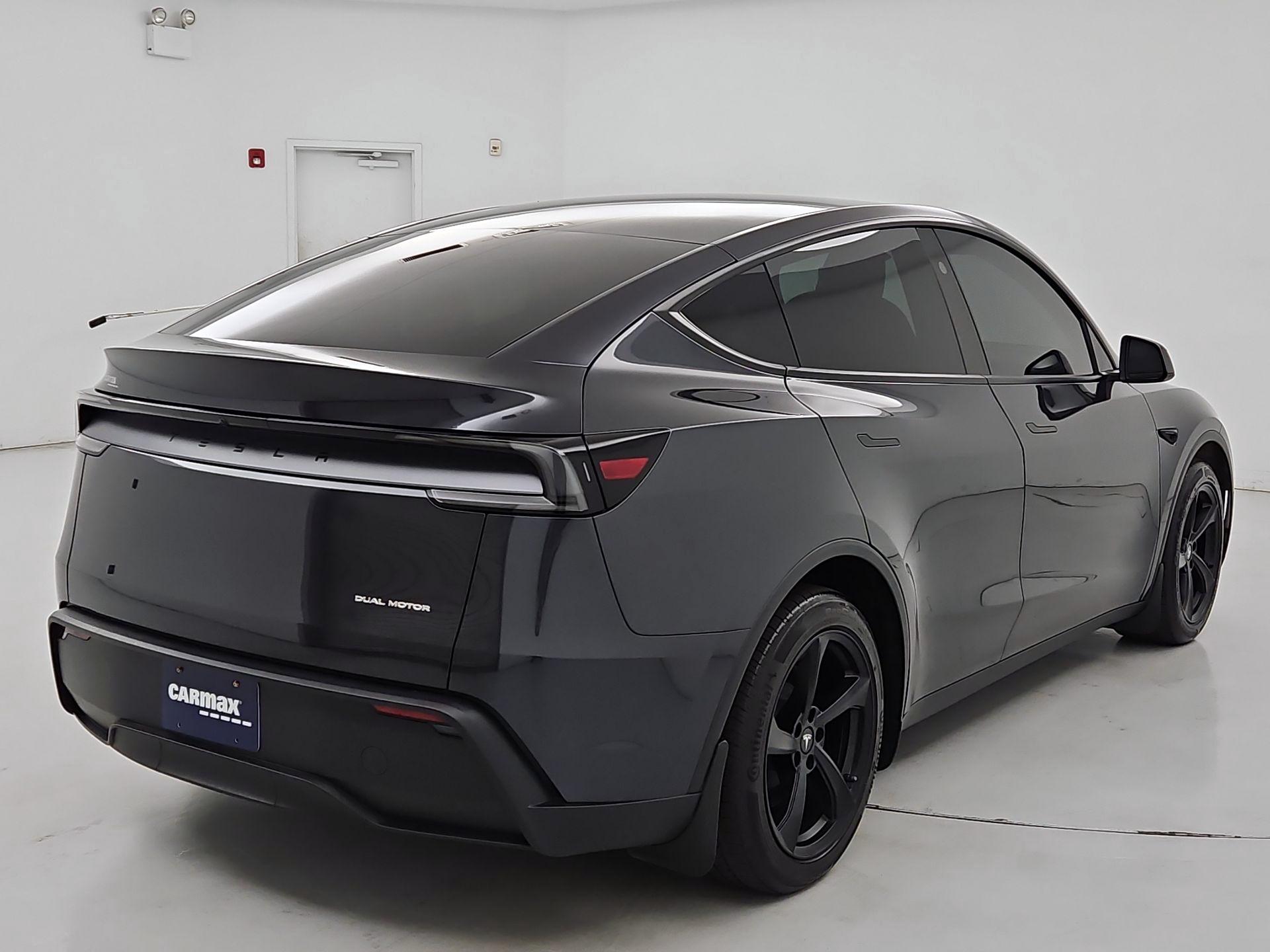 Thumbnail: 2026 Tesla Model Y - 5