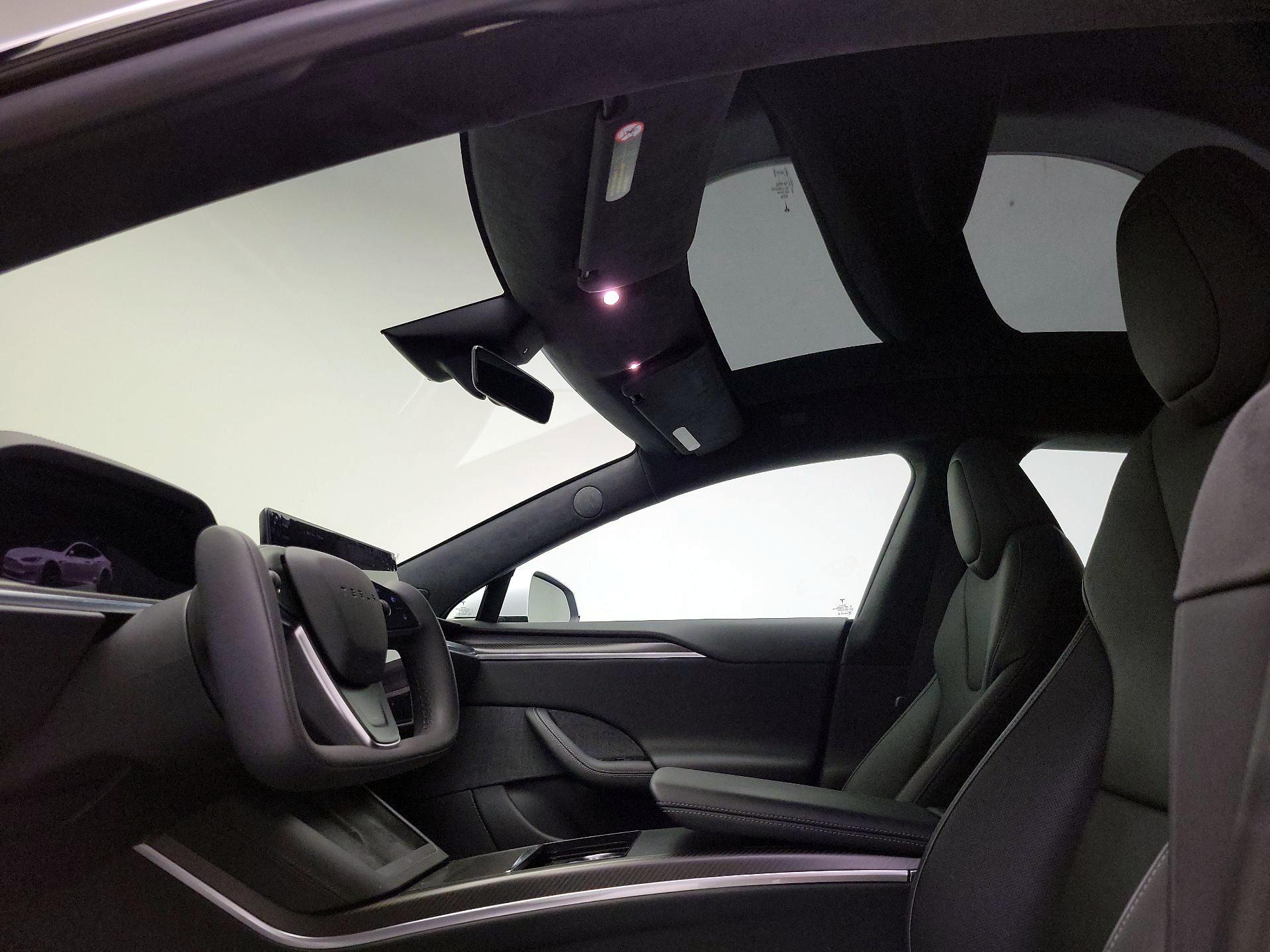 Thumbnail: 2021 Tesla Model S - 18